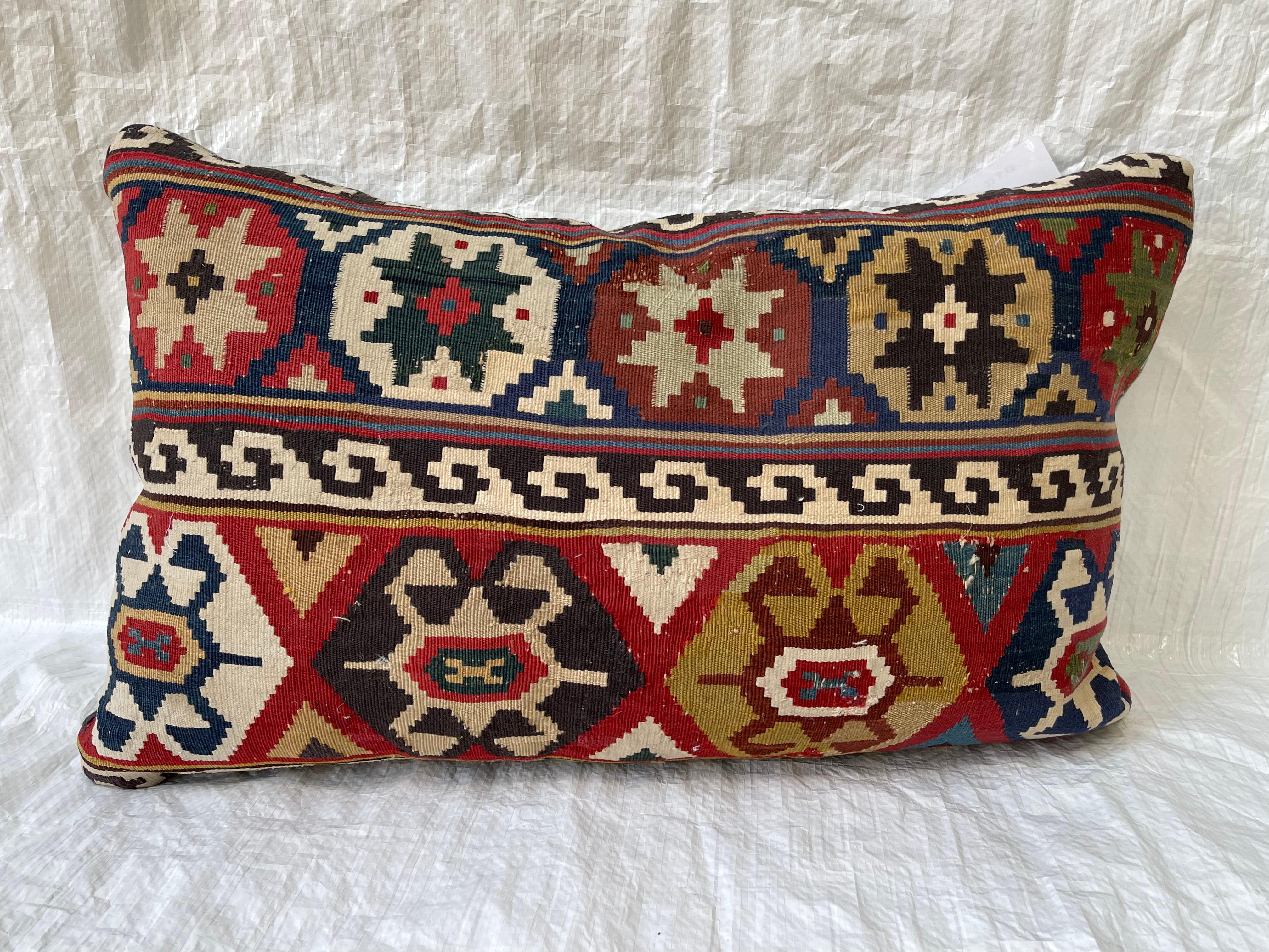 Contemporary Pillow Made from 19th Century Tribal Ghashghai In Good Condition For Sale In Los Angeles, US
