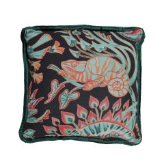 Contemporary Pillow of Linnen with Vegetation and Chameleon Motifs