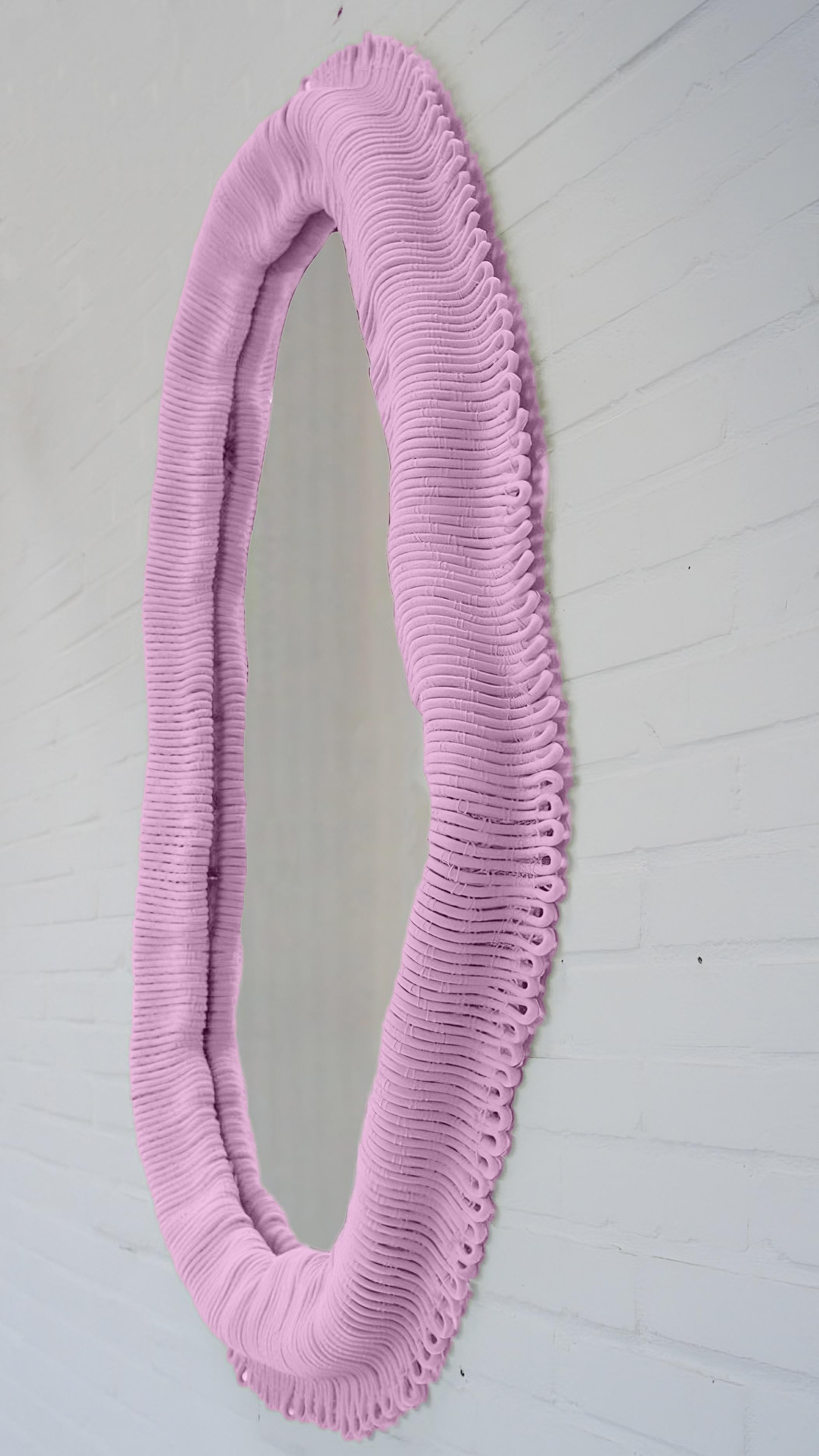 Contemporary Pink Coloured Wall Mirror Cynarina by Sarah Roseman In New Condition For Sale In 1204, CH
