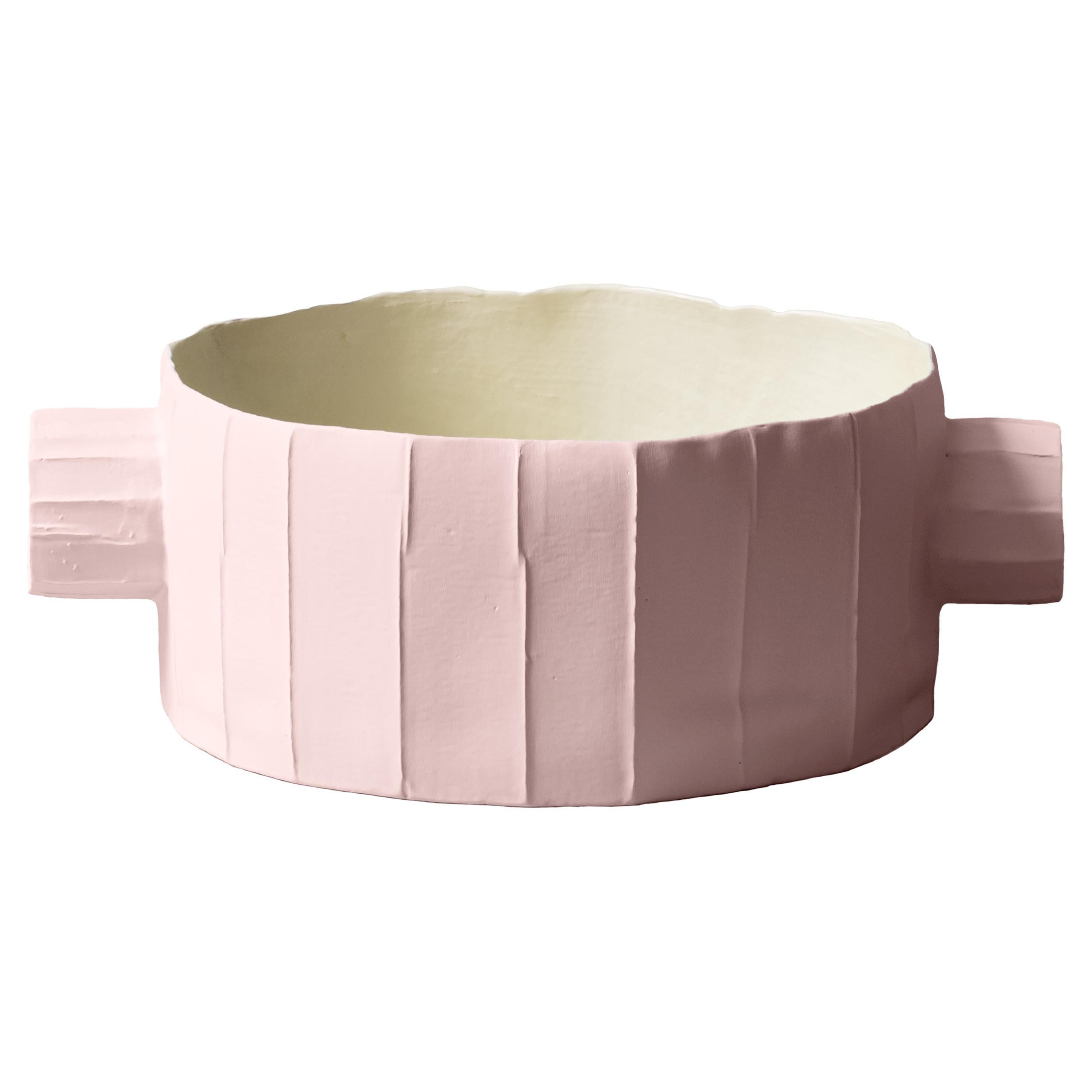 Scultura contemporanea in carta argilla rosa PINO BIS