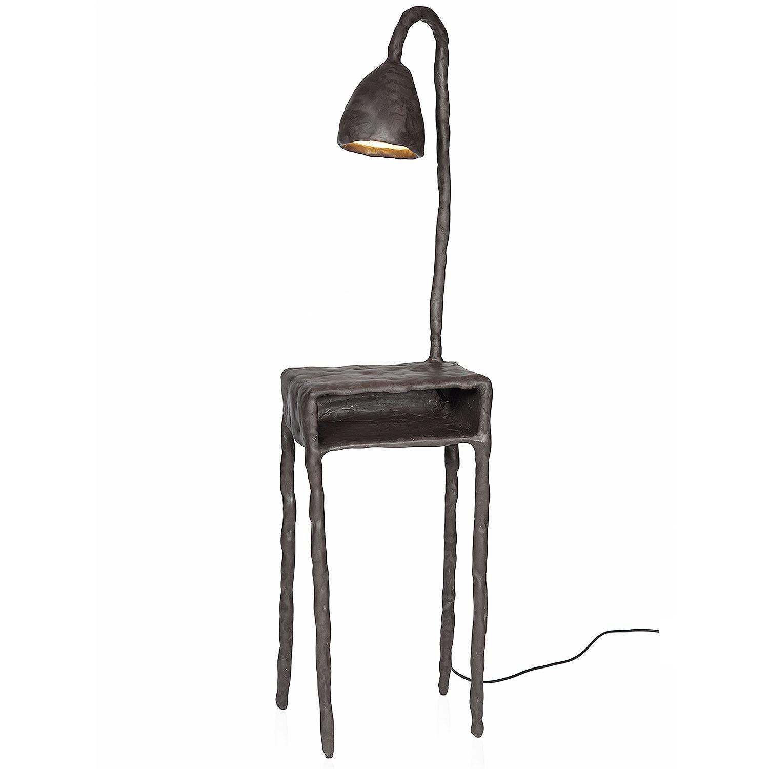 Table contemporaine en argile ordinaire avec lampe de Maarten Baas Neuf - En vente à Warsaw, PL