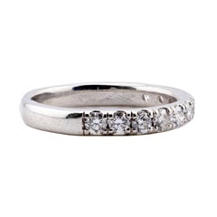 Zeitgenössischer Platin-Halb-Ewigkeits-Diamant-Ehering