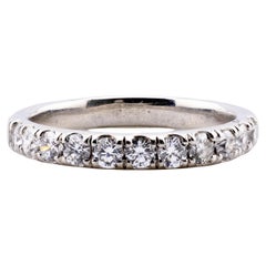 Zeitgenössischer Platin-Halb-Ewigkeits-Diamant-Ehering