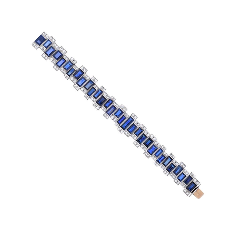 Contemporary Platinum, Sapphire and Diamond Geometric Bracelet In Good Condition In London, GB