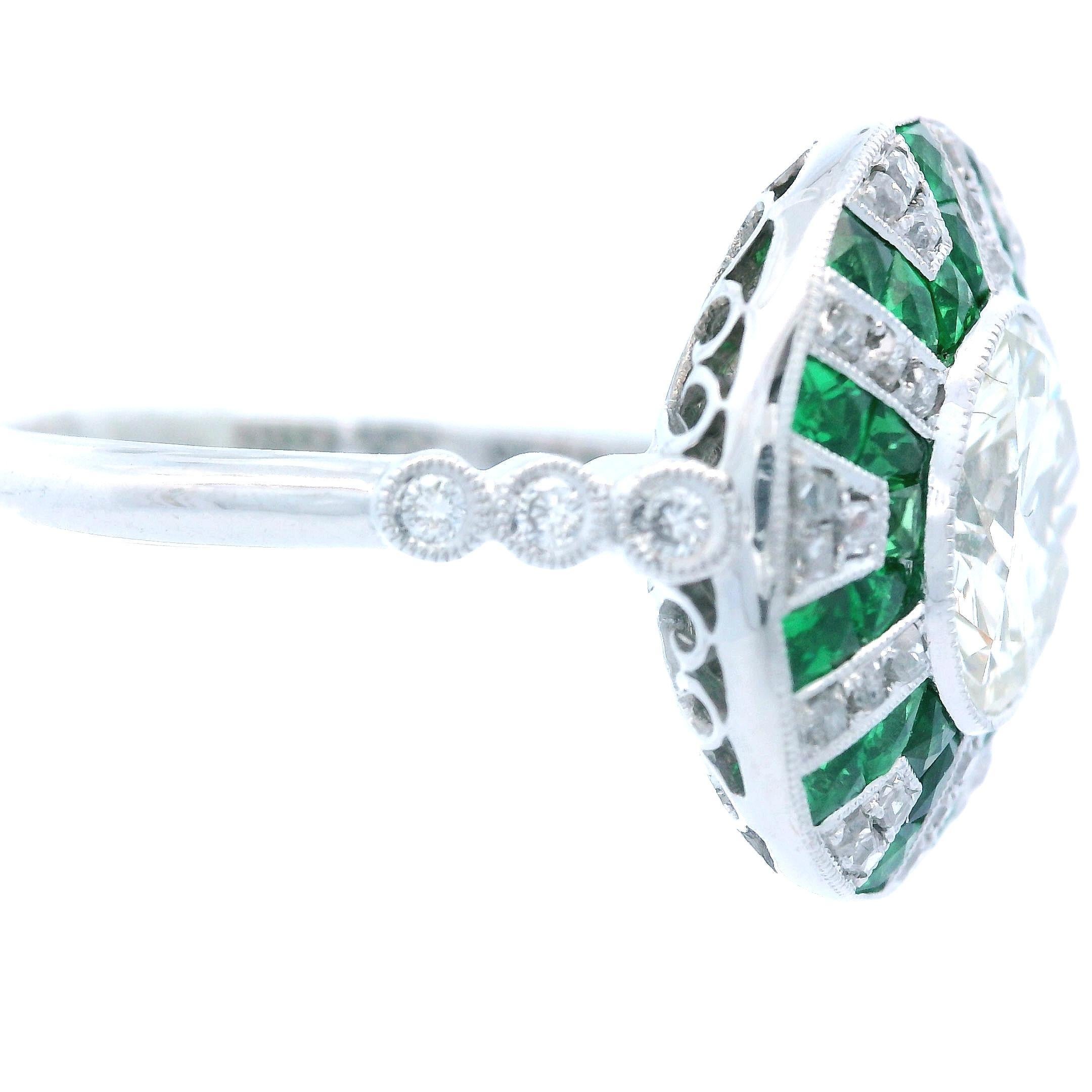 Platinum Tsavorite 2+ Carat  Diamond Ring In Excellent Condition For Sale In Lexington, KY