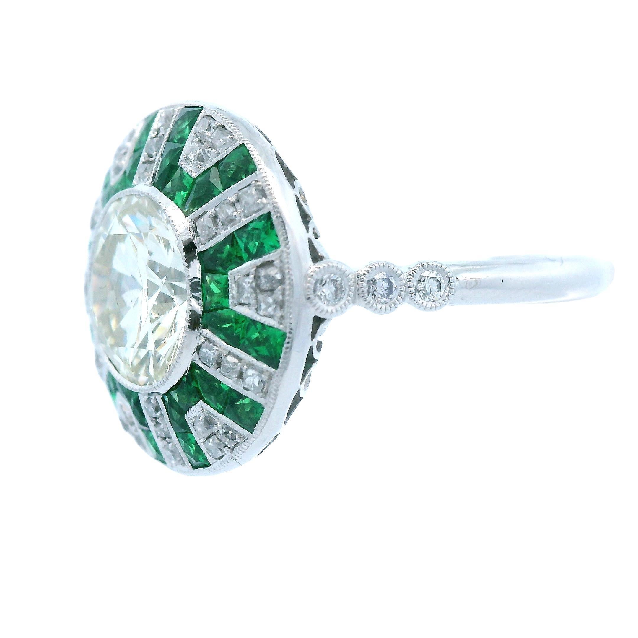 Women's Platinum Tsavorite 2+ Carat  Diamond Ring For Sale