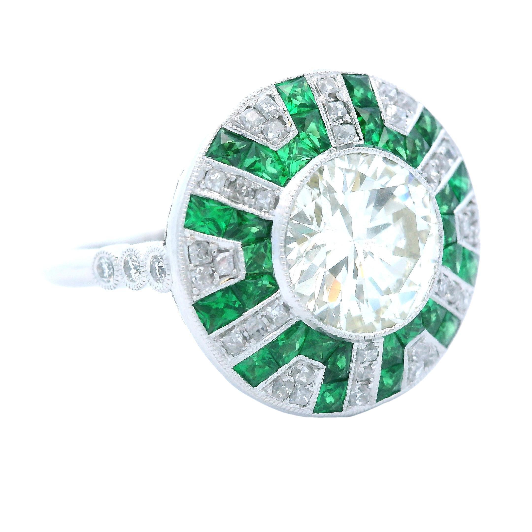 Platinum Tsavorite 2+ Carat  Diamond Ring For Sale 3