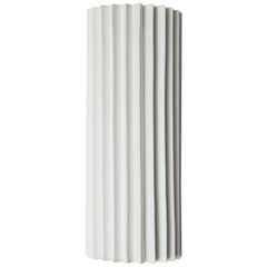 Contemporary Pleated Wall Light mit Leinenschirm Off-White Handmade 'Pair'