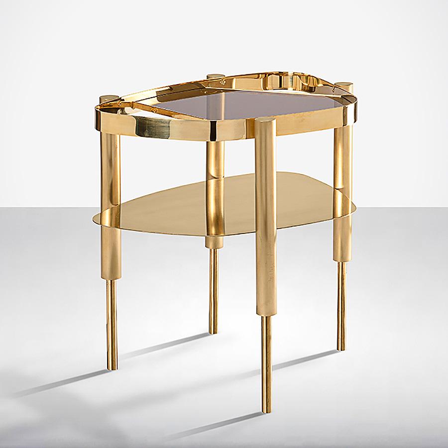 Contemporary polished brass side table - Bijou by Adam Court for Okha

Design: Adam Court

Material: 
Frame: mirror polished brass
Glass Insert: Clear / Grey / Bronze
Marble Insert: Nero Marquina / Verde Guatemala (+ 870