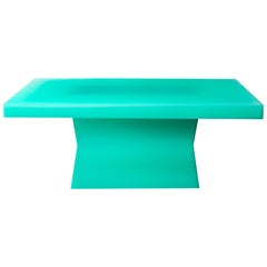 Mesa de comedor contemporánea de resina epoxi en verde turquesa by Facture Studio