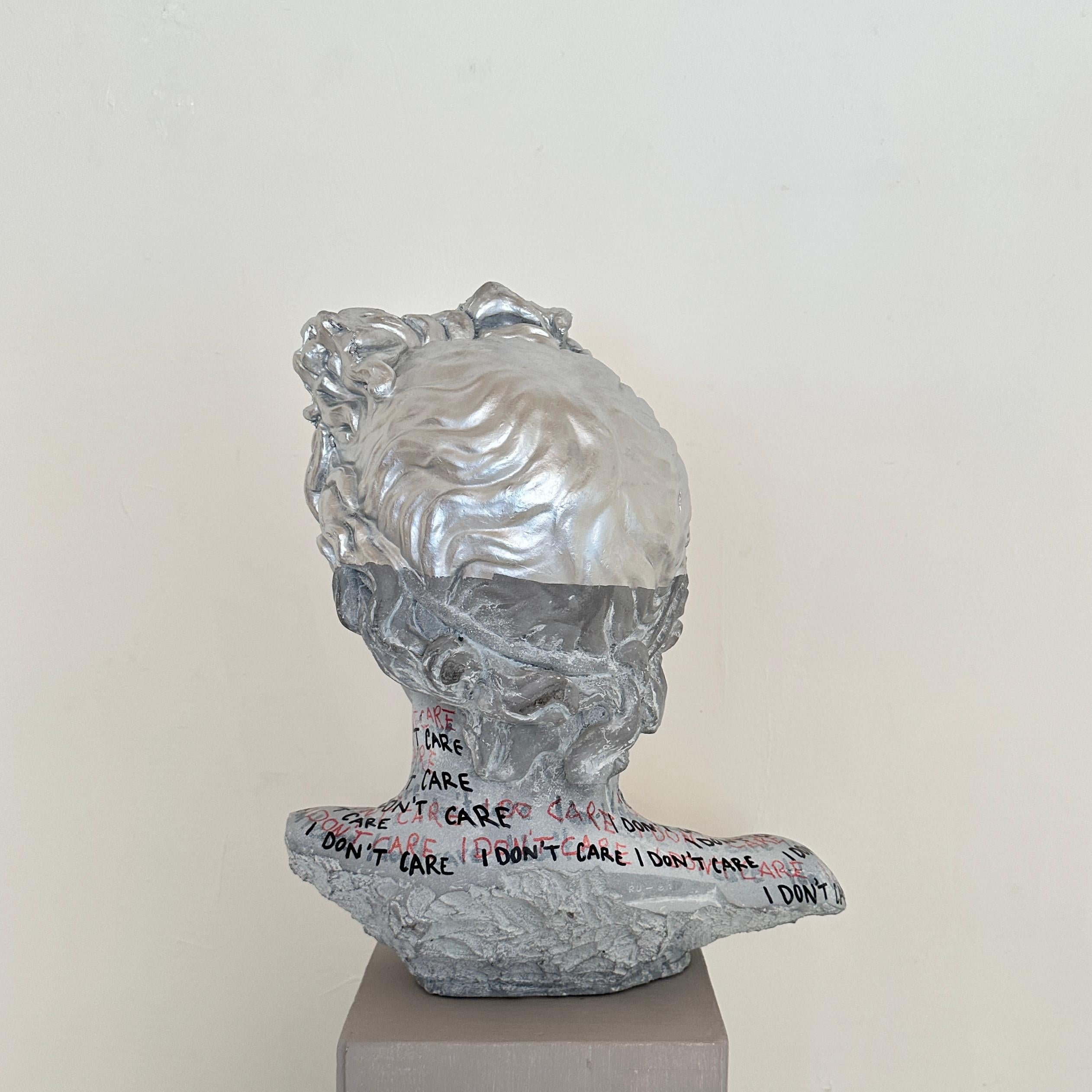 Busto Pop Art contemporaneo in cemento e vernice, Felix Bachmann 2024 in vendita 3