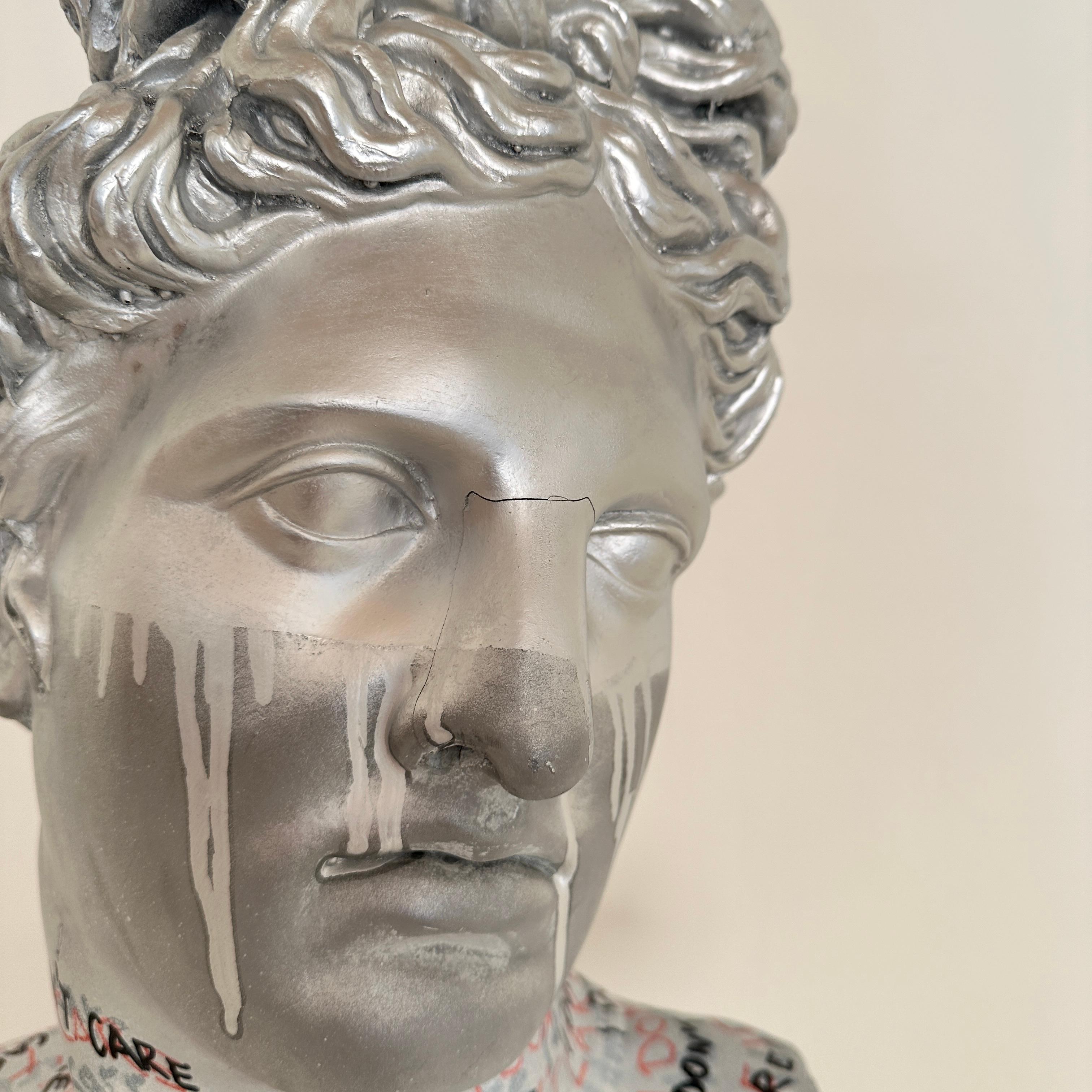 Contemporary Pop Art Bust in Concrete and Paint, Felix Bachmann 2024 For Sale 4