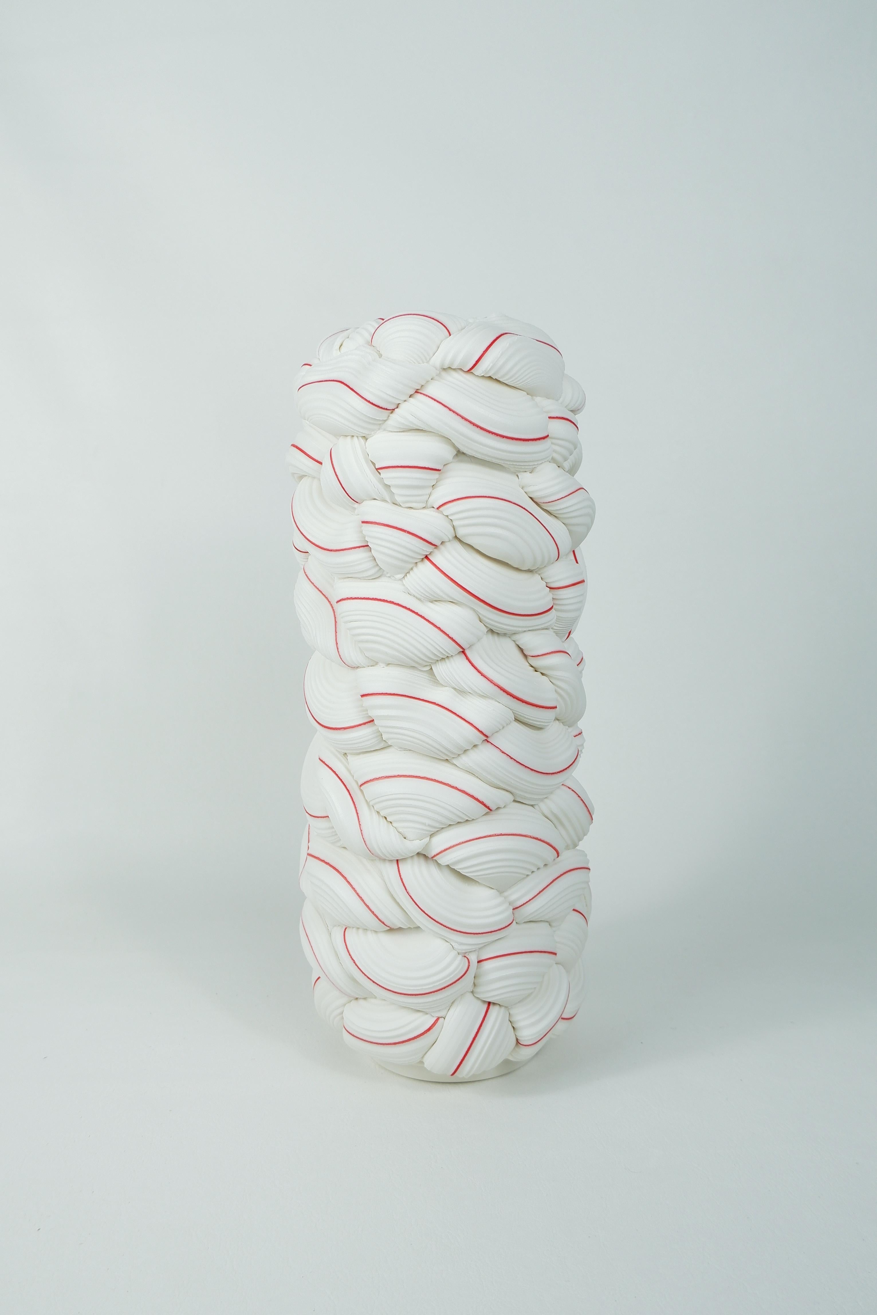 XXI secolo e contemporaneo Vaso in porcellana contemporanea Stripes Fold X di Steven Edwards in vendita