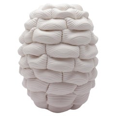 Vasija de porcelana contemporánea Tint Fold de Steven Edwards