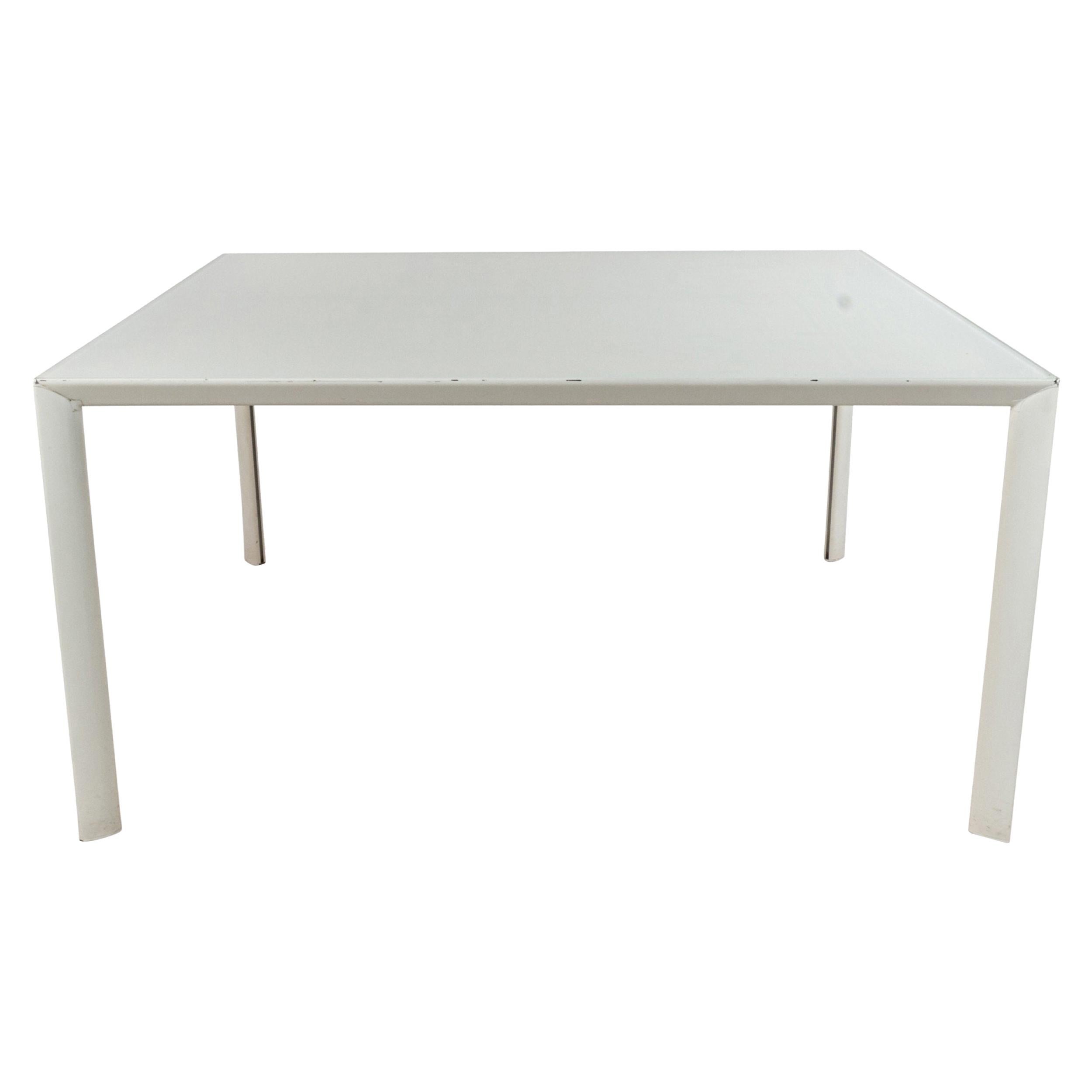 Tables de travail carrées contemporaines en métal blanc Porro en vente