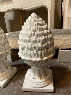 Glands contemporains en pierre calcaire pressée