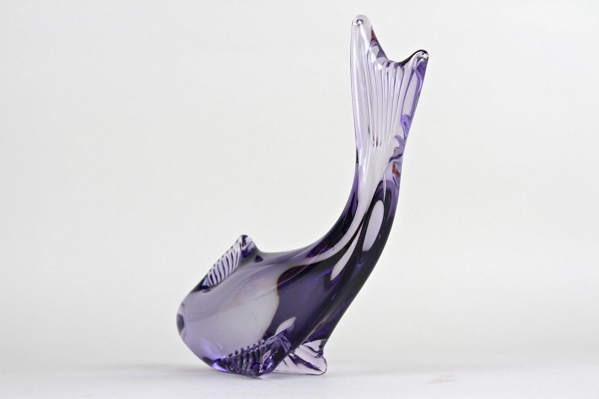Contemporary Purple Murano Glass Fish, Italy circa 1970 For Sale 2