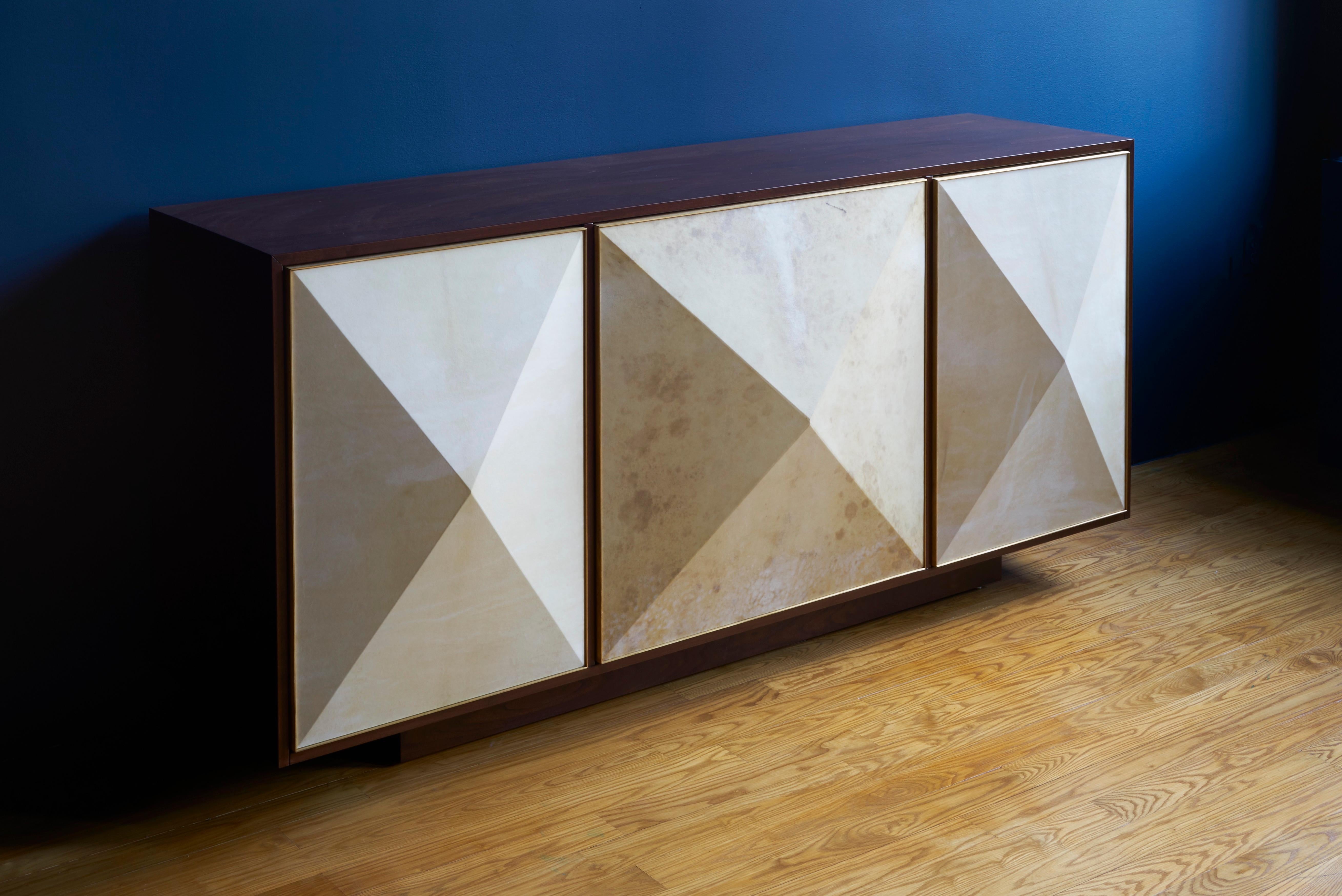 Konekt Pyramid Sideboard 3 Door in Walnut with Goatskin Parchment and Brass For Sale 2