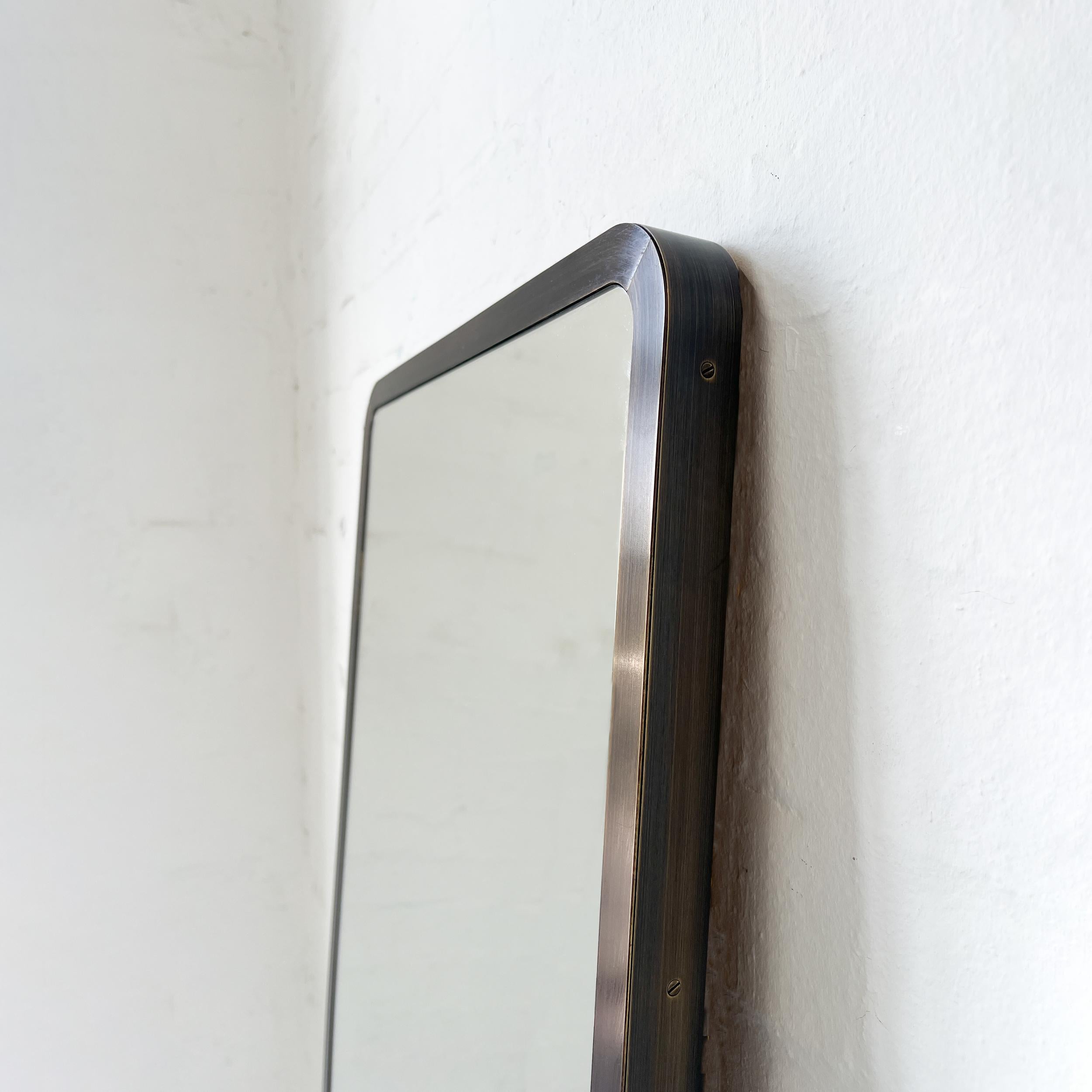 Contemporary Quadris Long Rectangular Wall Mirror with Bronze Patina Frame In New Condition For Sale In London, GB