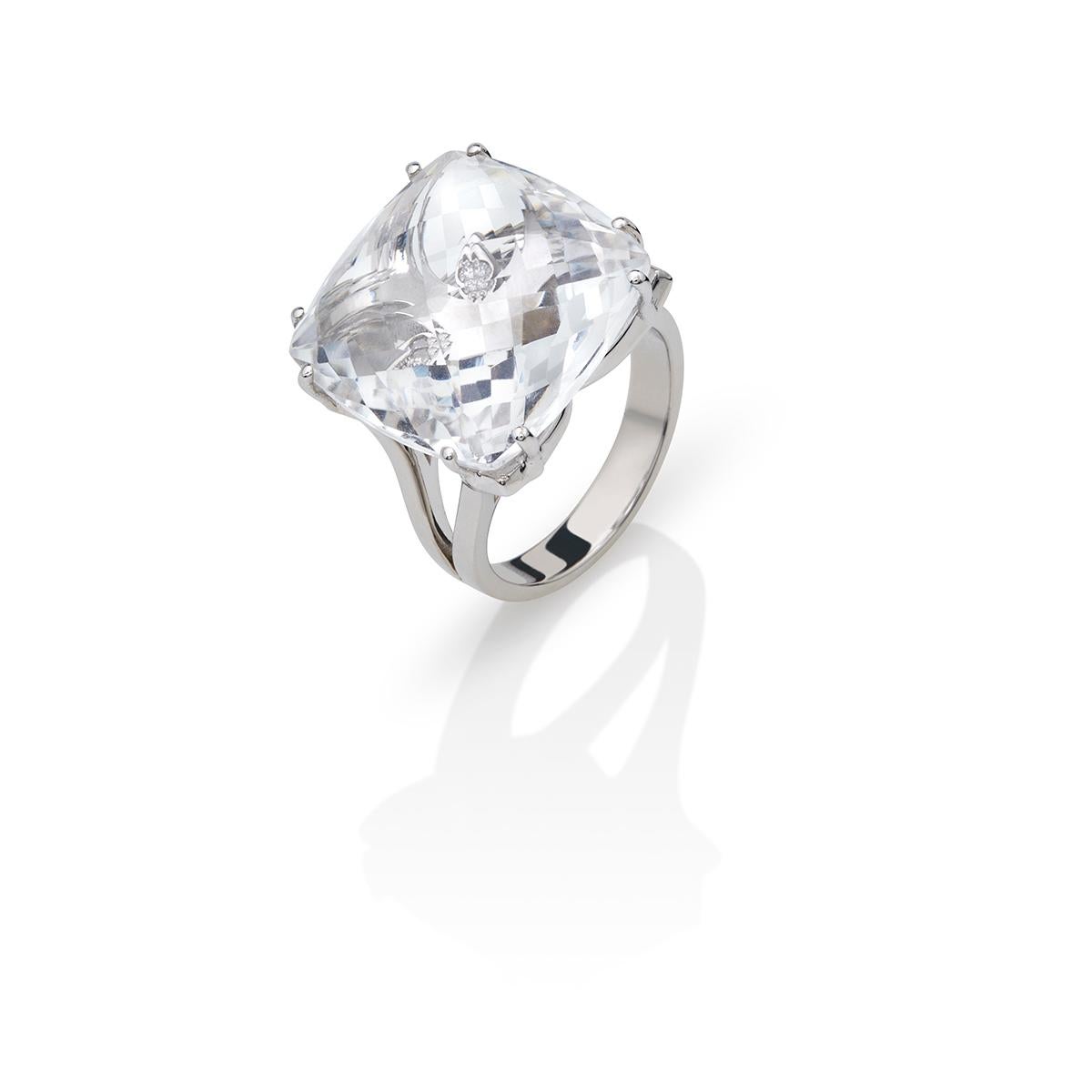 Briolette Cut Contemporary Quartz 19.00 Ct & Diamonds 18kt White Gold Ring Chakral Activator For Sale