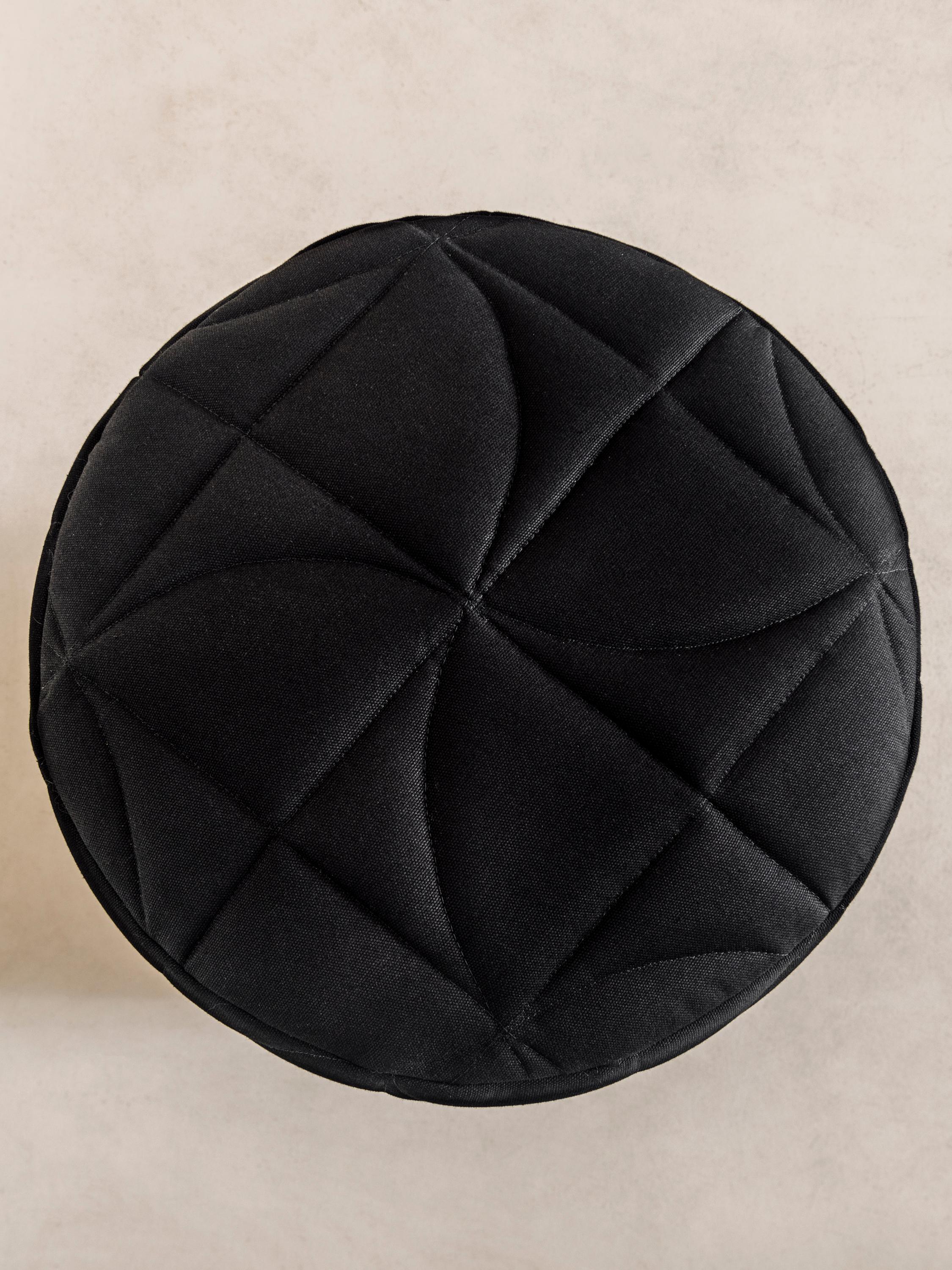 Organique Tabouret matelassé AM Contemporary en vente