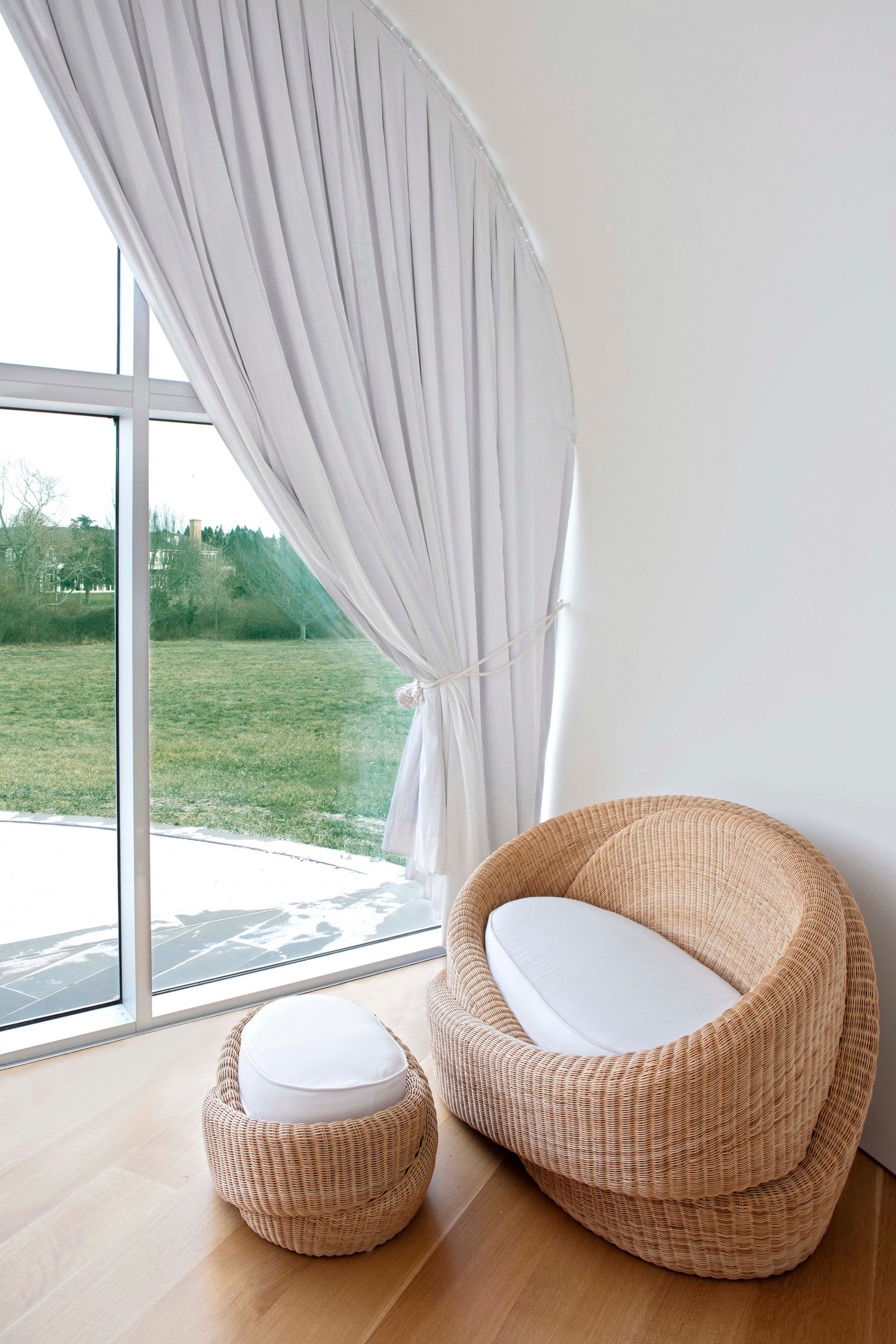 Contemporary Rattan Indoor Outdoor Loveseat Cushions In Sunbrella