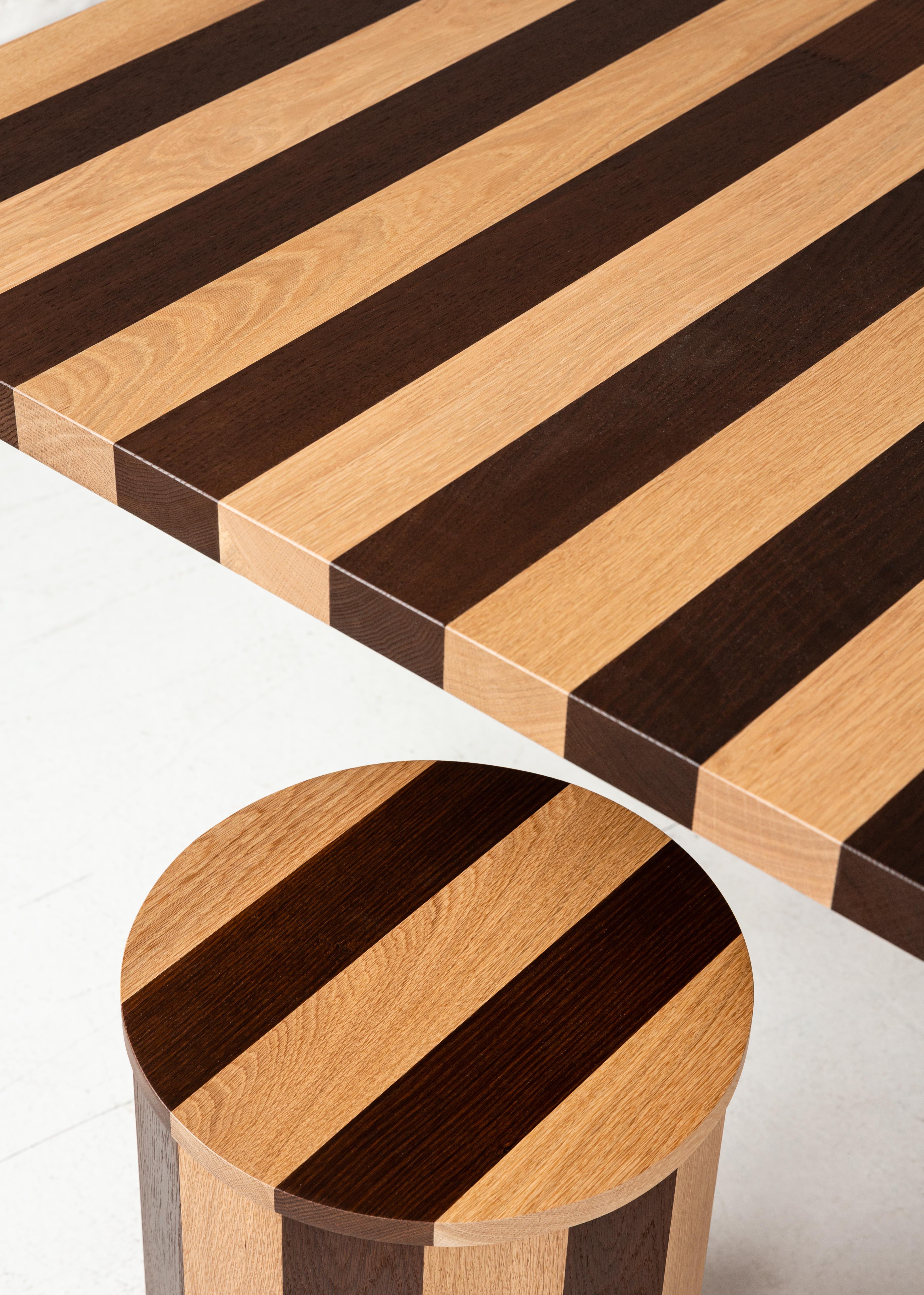 Mesa de Comedor Contemporánea Rectangular Cooperage en Roble Rayado by Fort Standard Siglo XXI y contemporáneo en venta