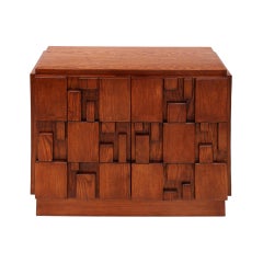 Zeitgenössische rechteckige Patern Brutalist Massivholz Paar Italienische Sideboards
