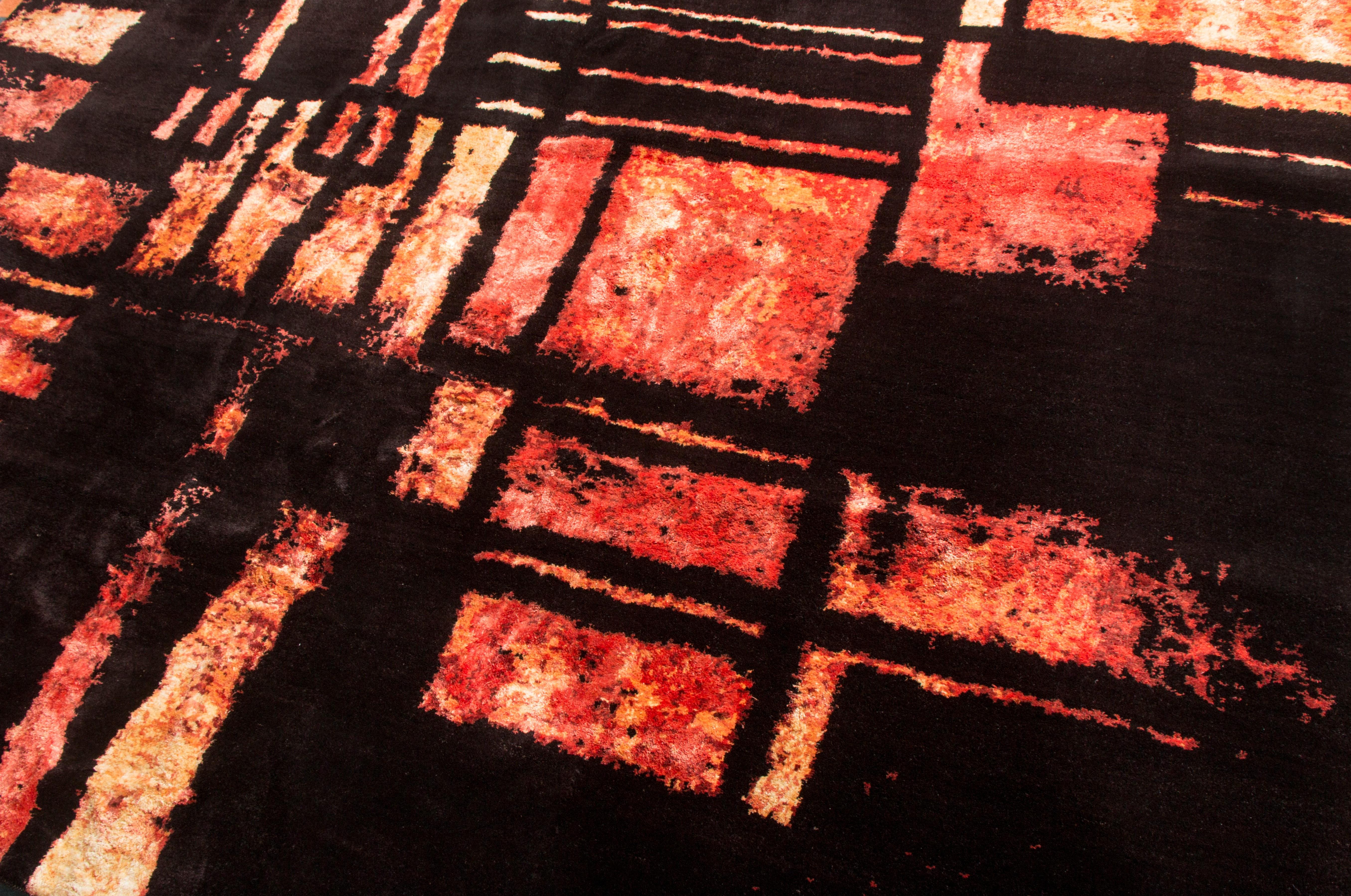 Modern Contemporary Red and Black Wool and Silk Rug For Sale