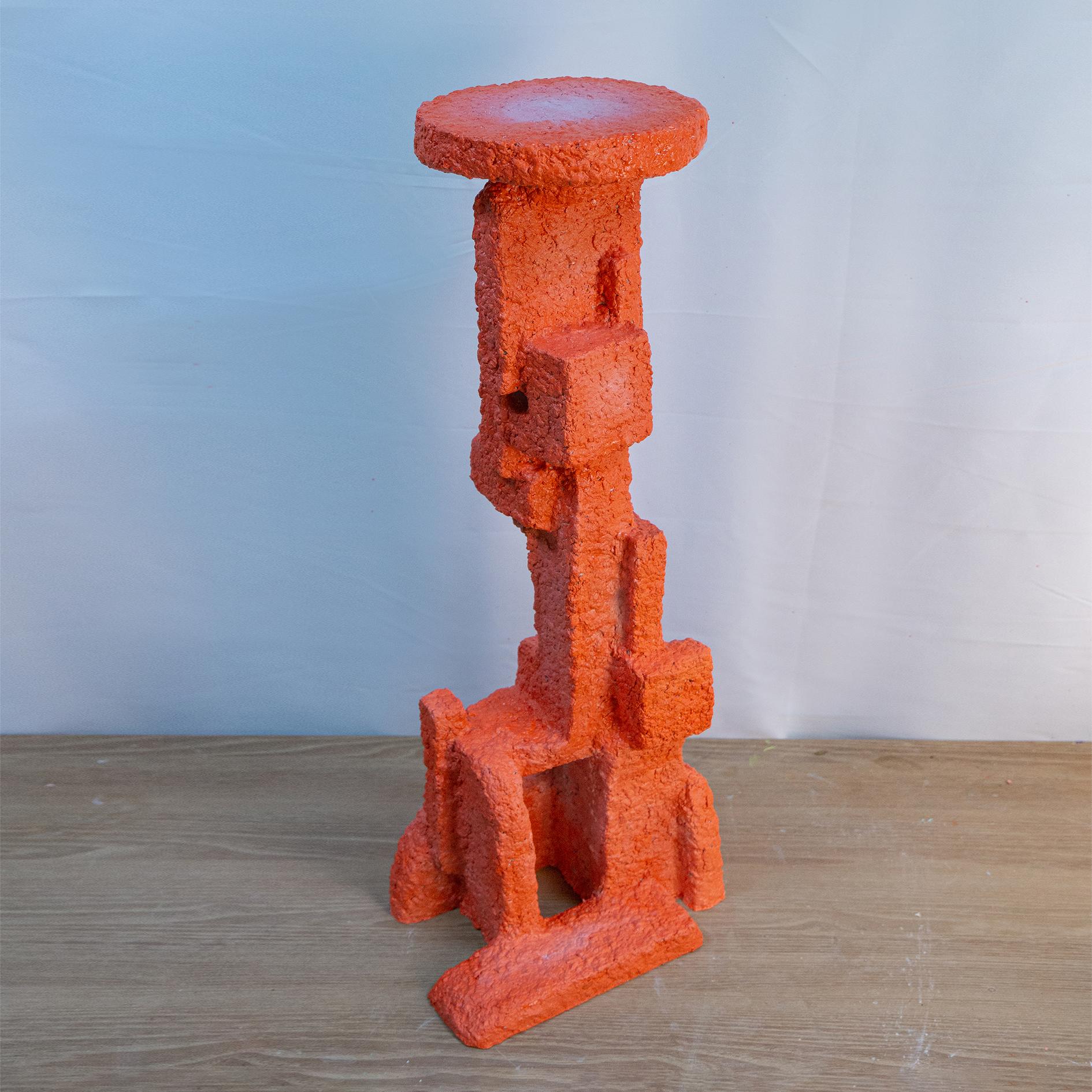 Contemporary Red Figure Side Table in Paper Pulp For Sale 4