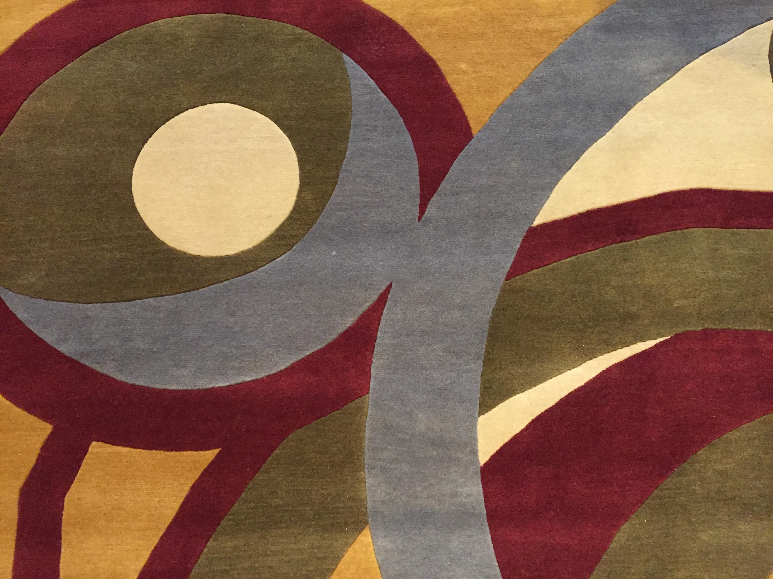 Zeitgenössischer Boralevi's Design Teppich aus natürlicher Wolle in Rot, Grün, Gelb und Grau im Angebot 5