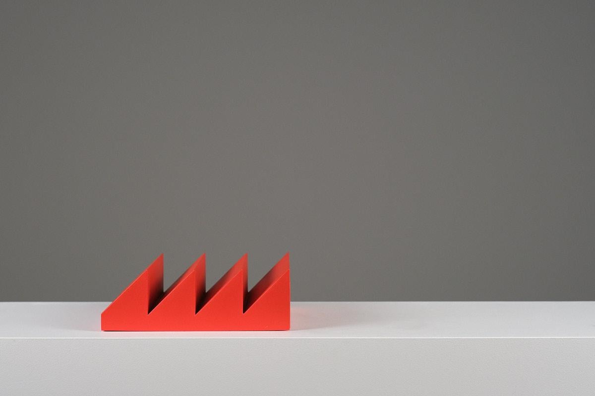 Estantería Acero Rojo Lacado Diseño Contemporáneo Coleccionable ZIG ZAG de Max Enrich en venta 2