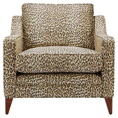 Fauteuil Reposer Contemporary en Jacquard House of Hackney et pieds en noyer