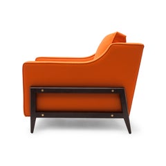 Contemporary Reposer Special Edition Sessel aus britischer Wolle und Beinen aus Walnussholz