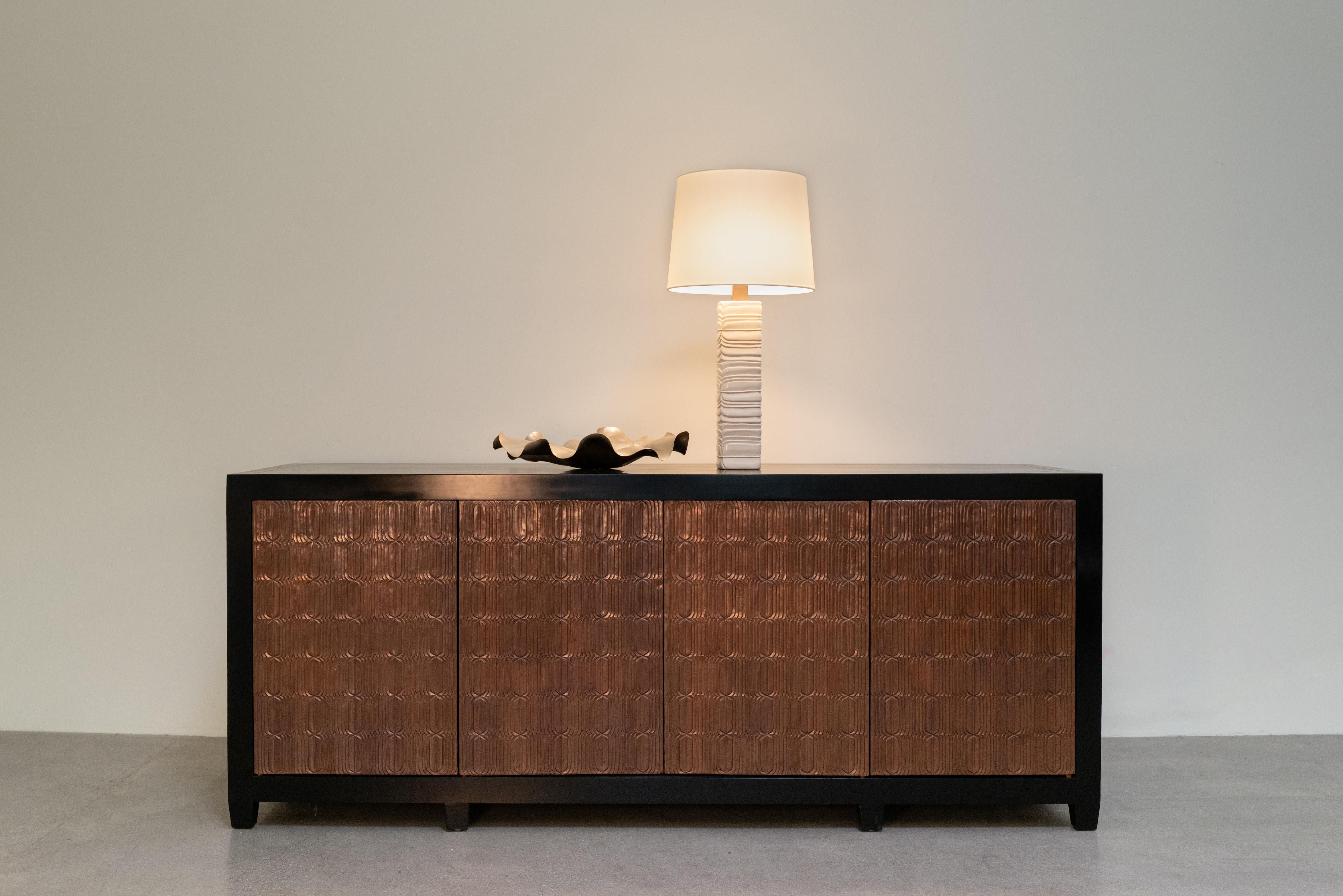 Contemporary Repoussé Copper Feather Design 4 Door Buffet by Robert Kuo im Angebot 2