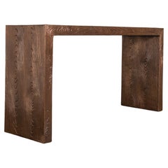 Consola contemporánea de diseño en madera de cobre repoussé de Robert Kuo