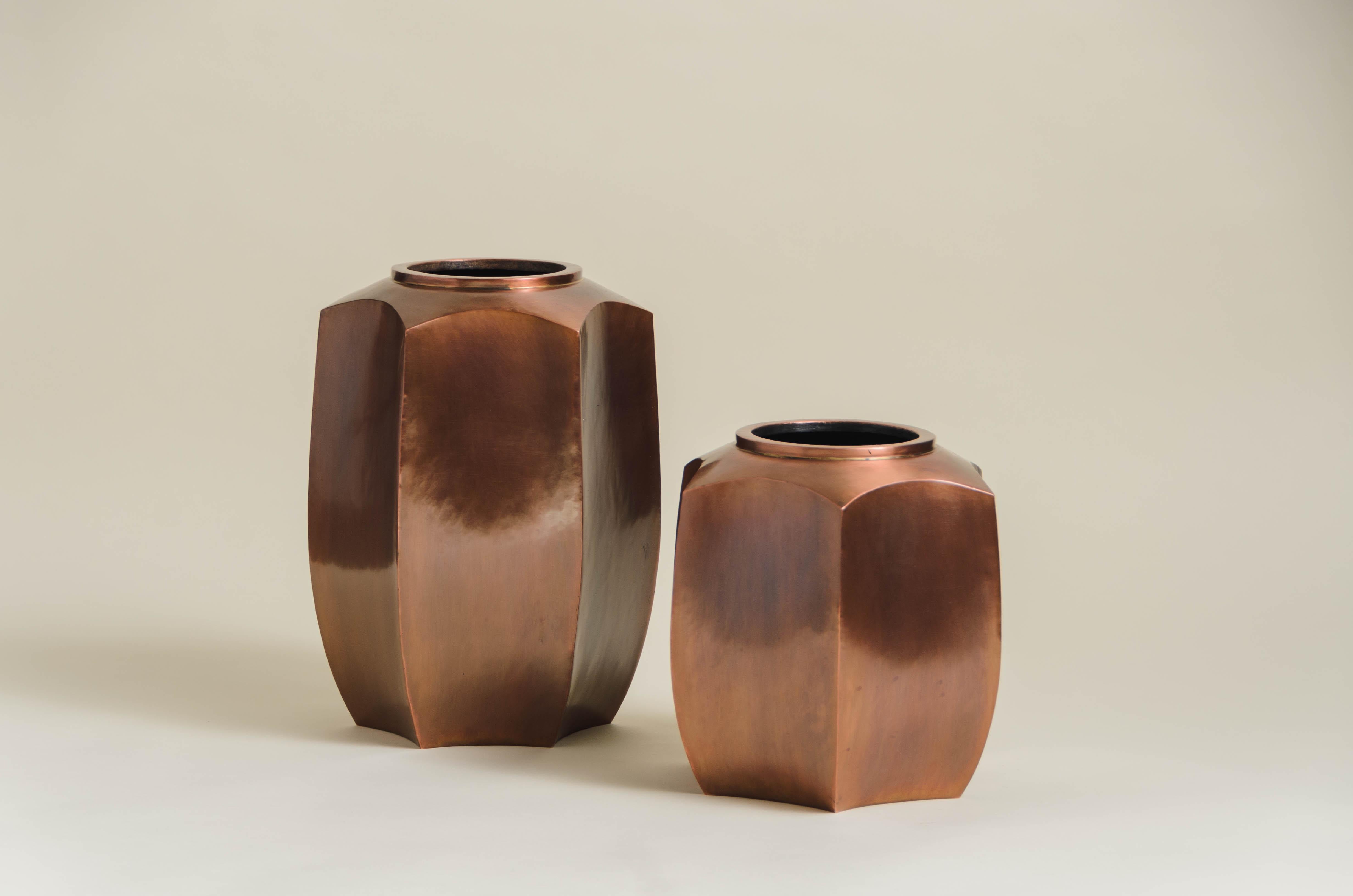 Modern Contemporary Repoussé Hexagonal Short Jar in Antique Copper by Robert Kuo For Sale