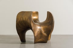 Base per tavolo a forma di foglia di loto Repoussé contemporanea in ottone di Robert Kuo