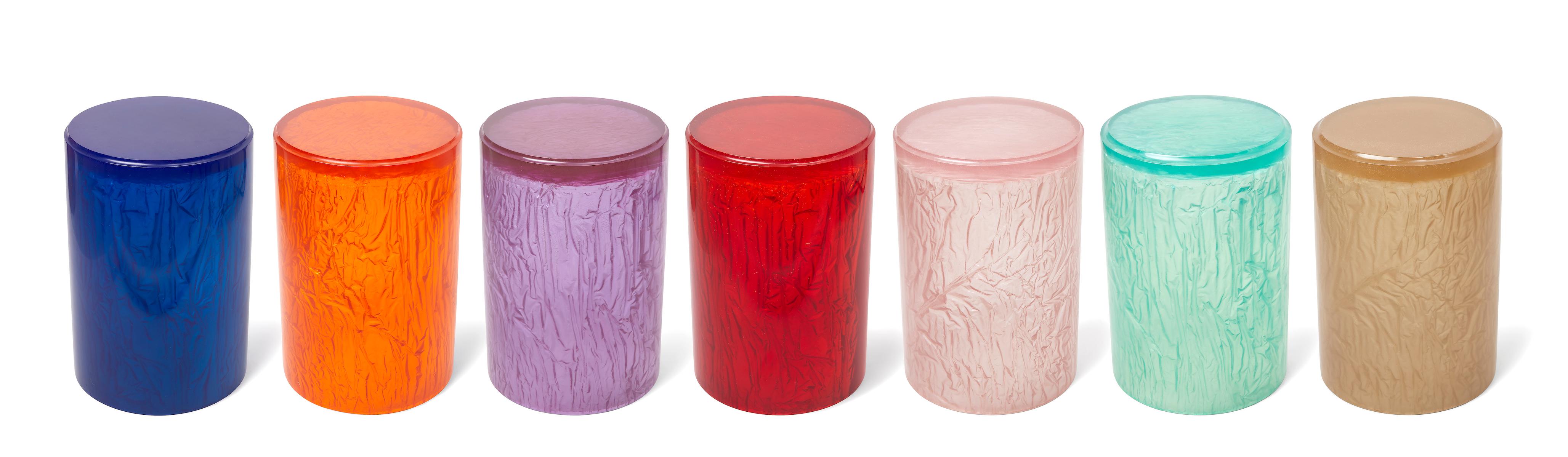 Table d'appoint ou tabouret contemporain en résine acrylique mauve pourpre par Natalie Tredgett Neuf - En vente à London, GB