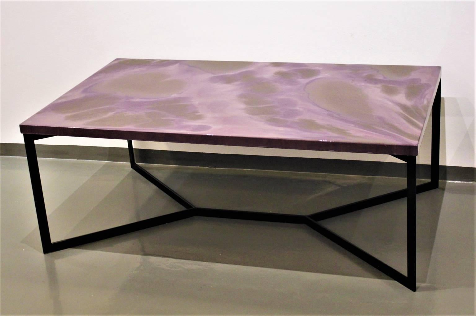 This one of a kind coffee table is part of Viscosity Art & Resin Gallery art furniture collection.
Handcrafted to perfection, with a delicate pattern made of layers of resin on its tabletop, this creations consists a synonym of elegance.
Gentle