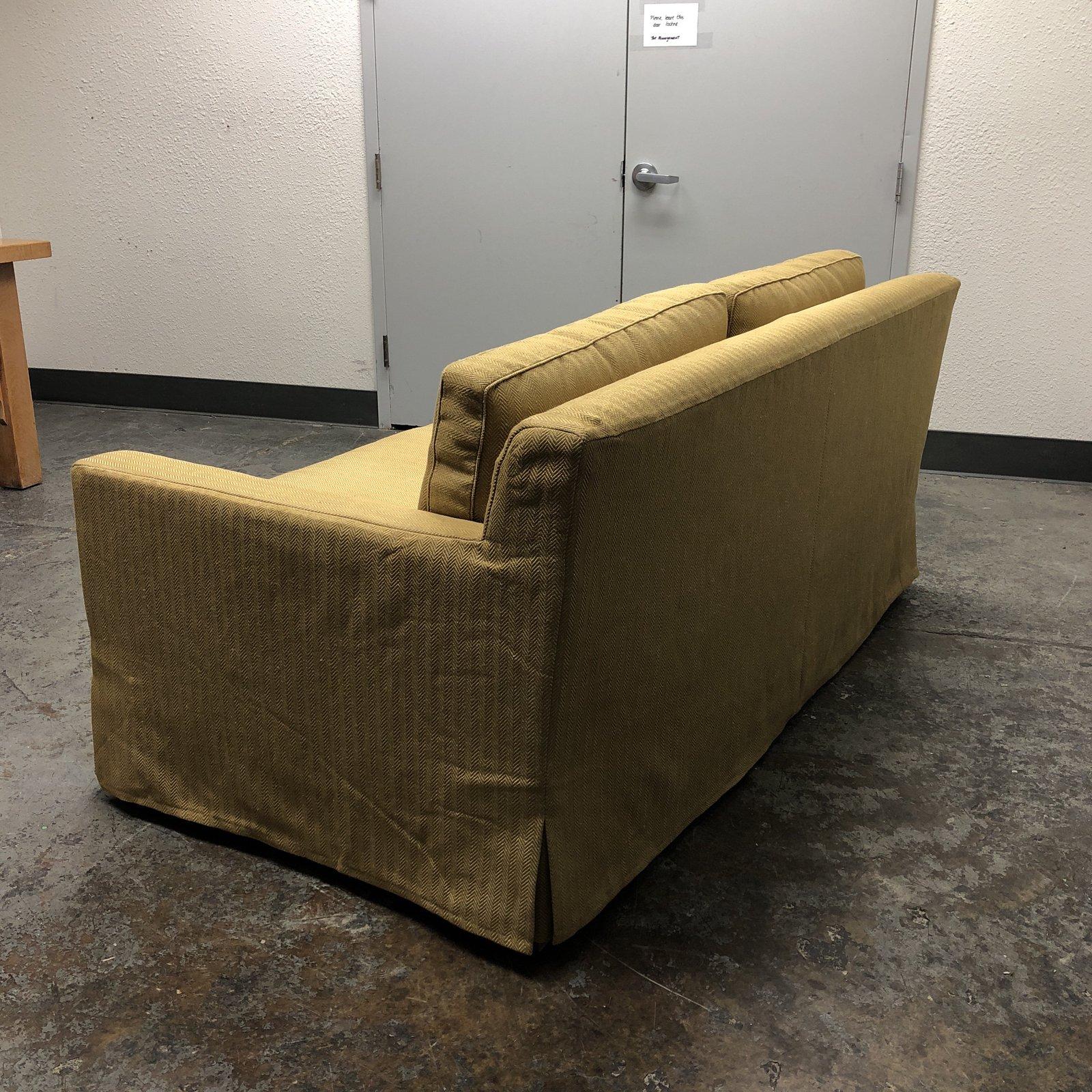 Contemporary Restoration Hardware Belgian Track Arm Sofa In Good Condition For Sale In San Francisco, CA