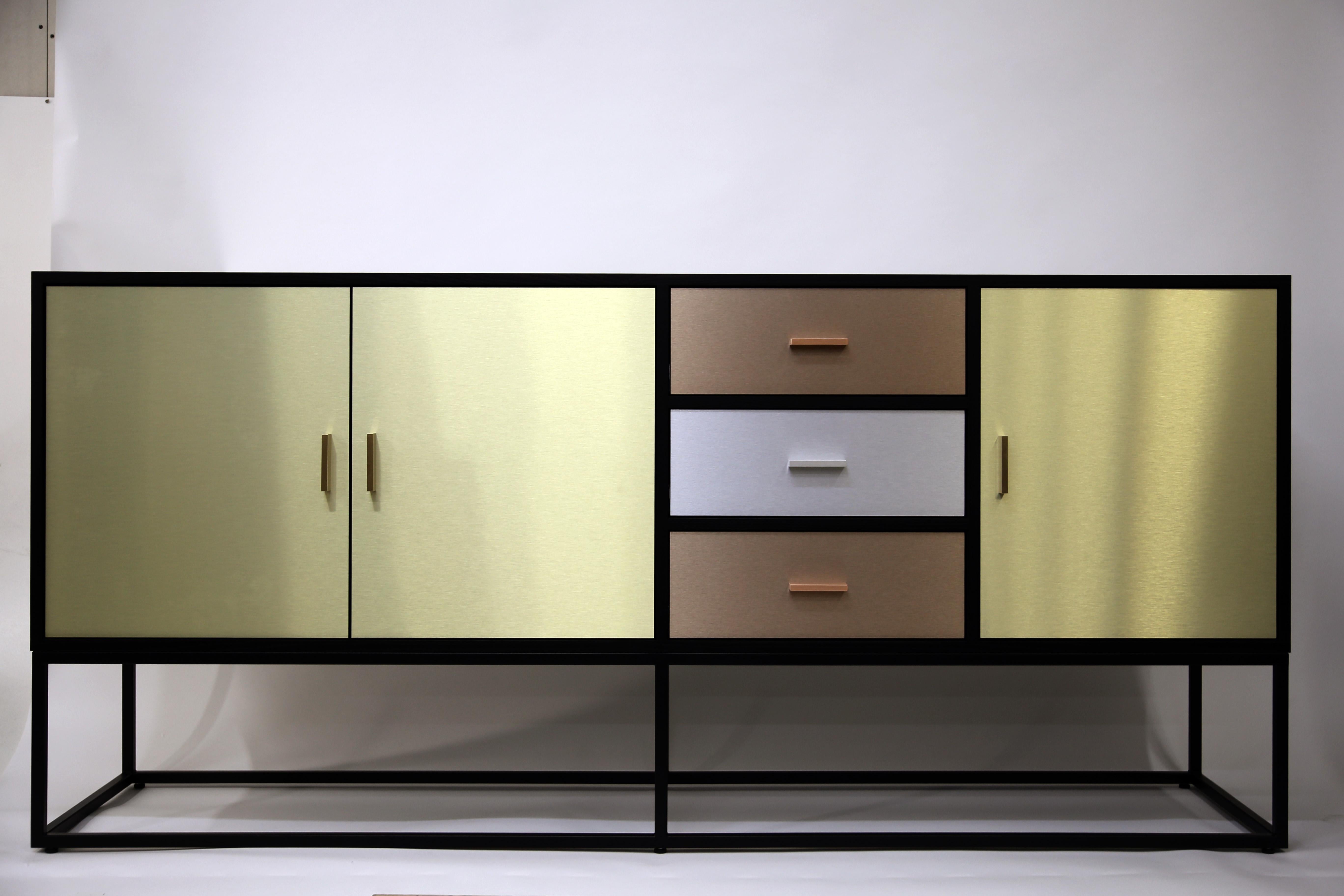 Contemporary Reykjavik Sideboard in Brass, Bronze and Copper For Sale 3