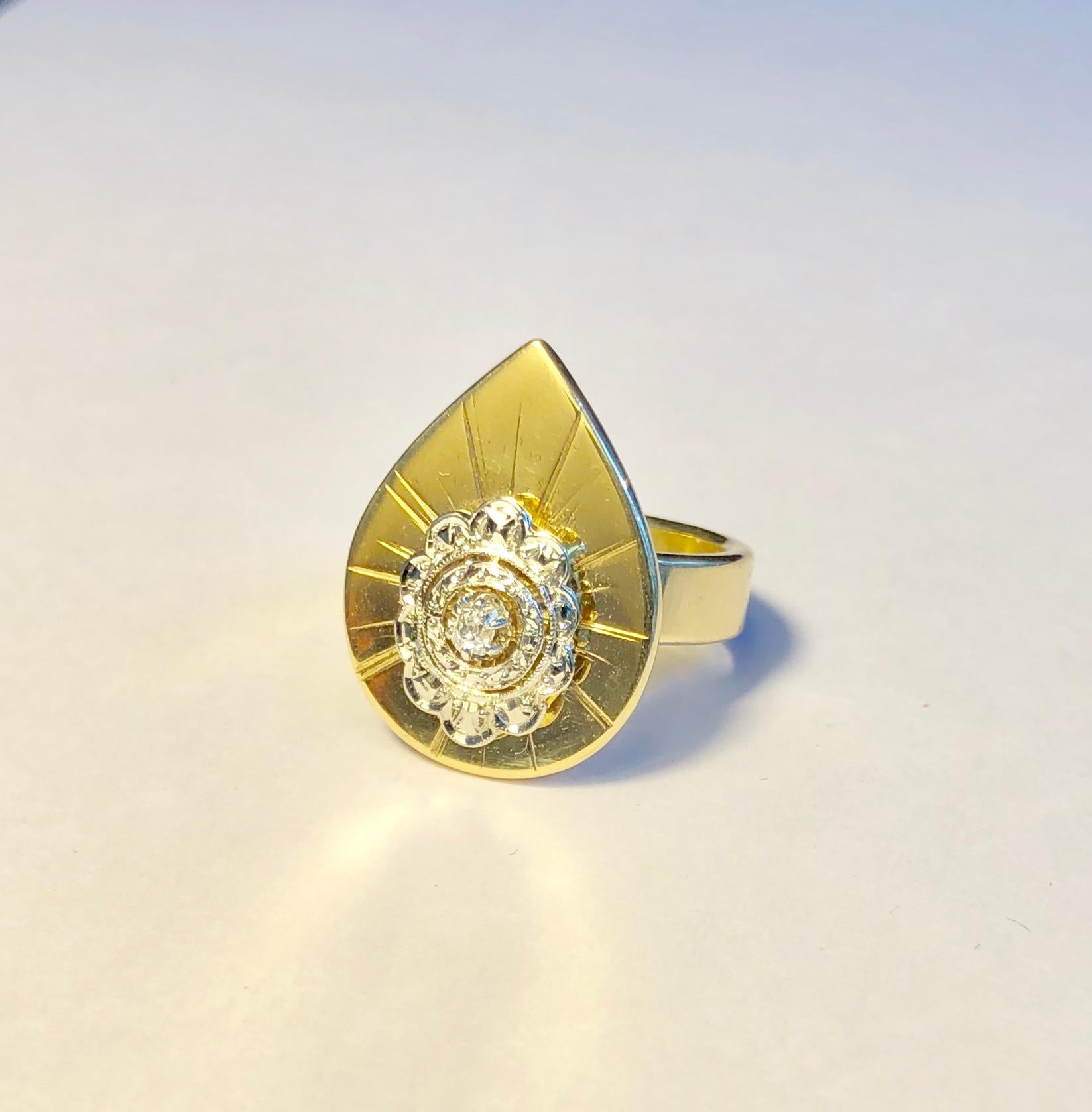 Contemporary Ring Anne Bourat Drop Shape Diamond Yellow Gold 18k Metric 54 In Excellent Condition For Sale In Paris, Île de France