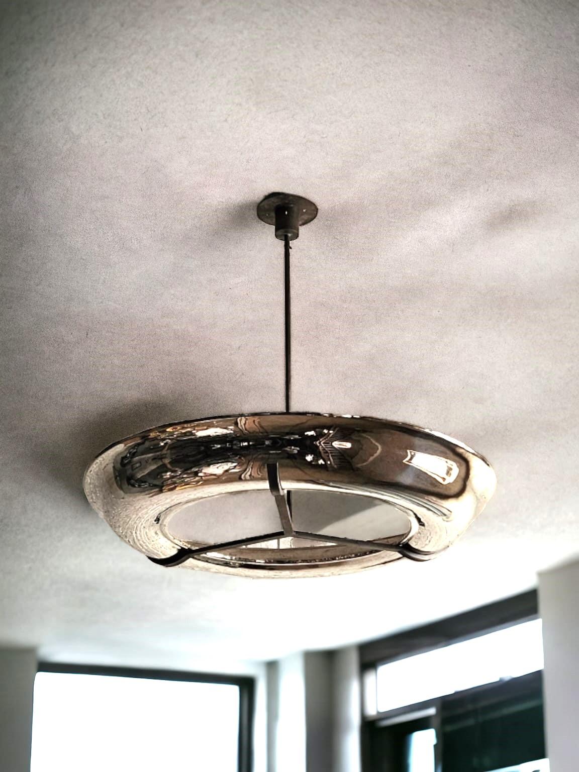 Belga Ciondolo ad anello contemporaneo placcato in nichel con led in vendita
