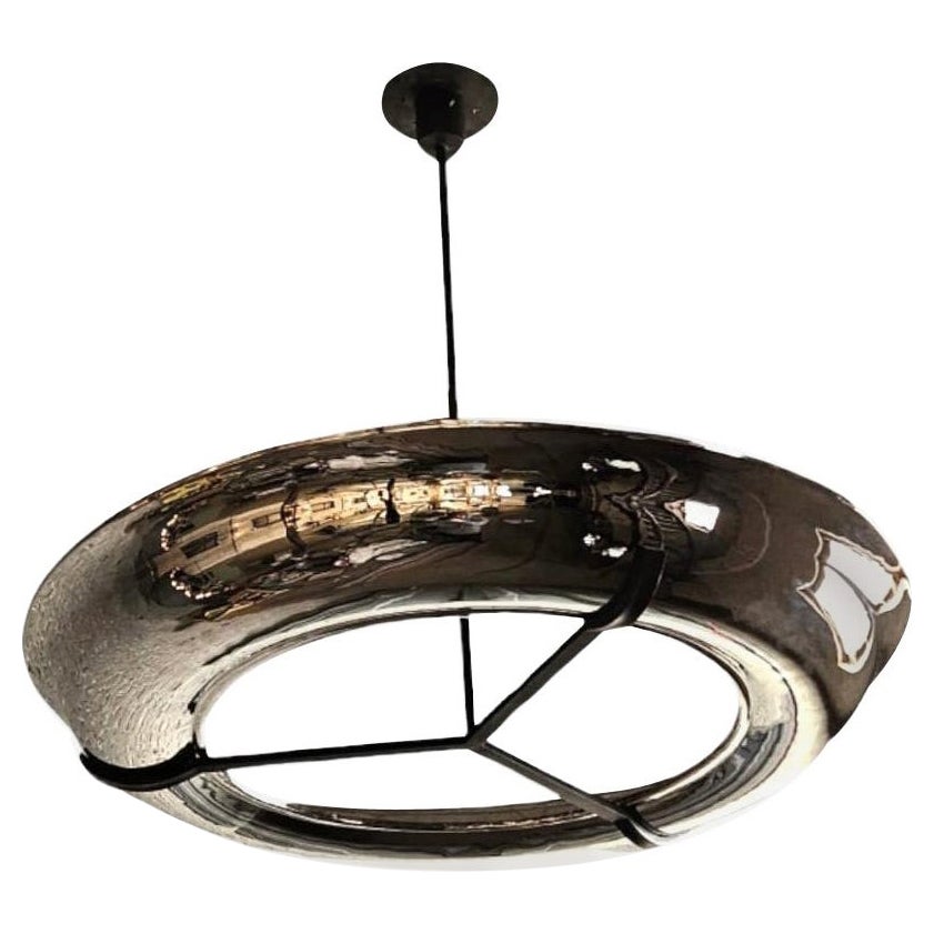 Ciondolo ad anello contemporaneo placcato in nichel con led