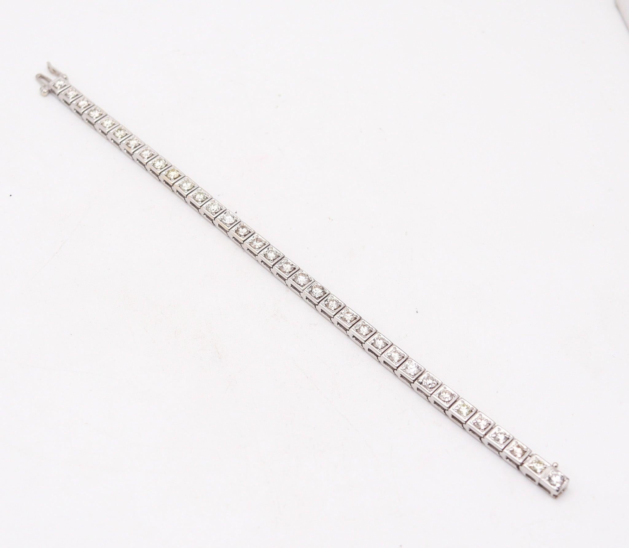CONTEMPORARY Riviera Bracelet In 14Kt White Gold With 8.56 Ctw Diamonds In Excellent Condition For Sale In Miami, FL