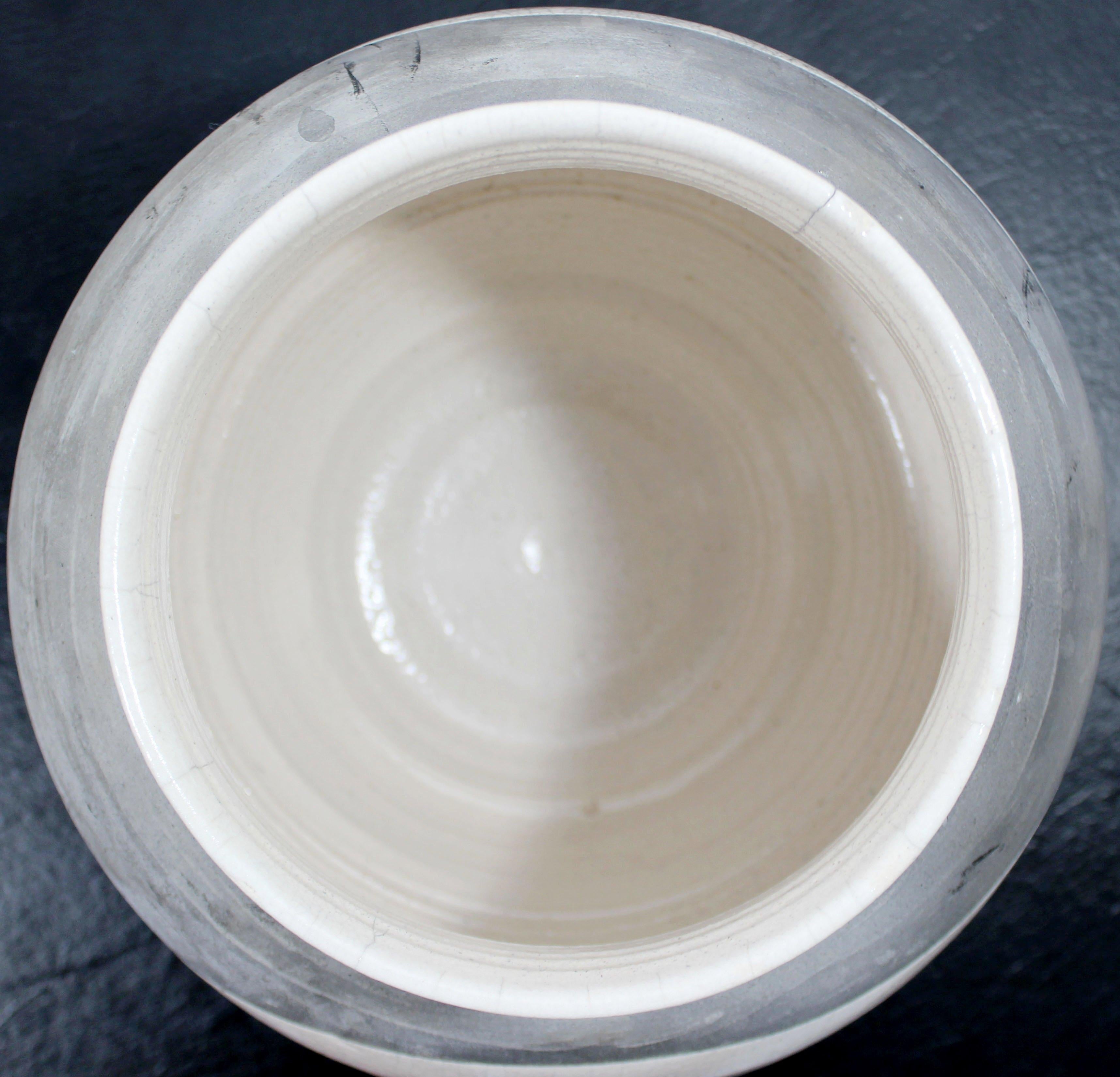 Contemporary Robert Kidd Signed Dated Raku Ceramic Pottery, 1986 1