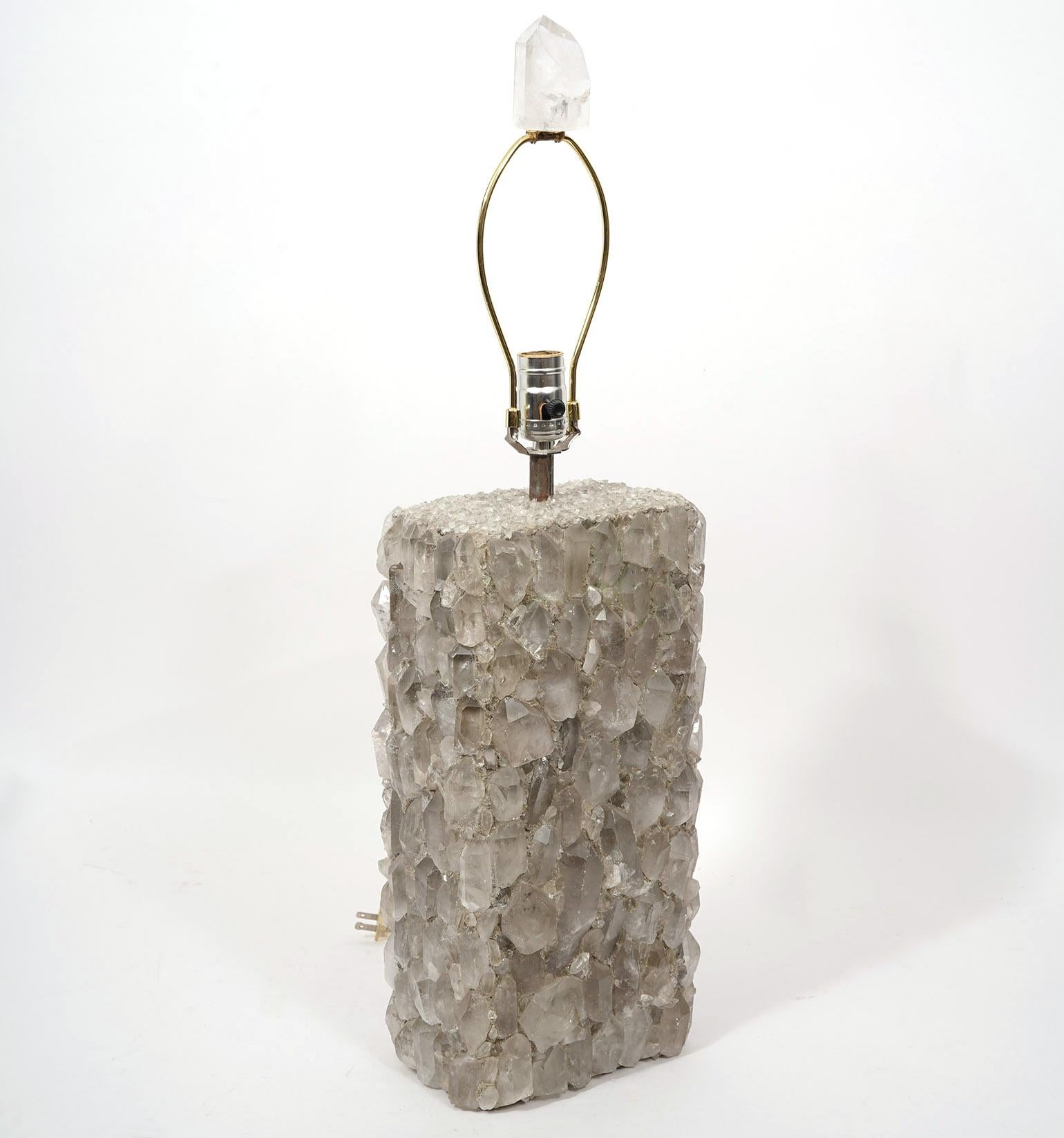 XXIe siècle et contemporain Lampe à poser contemporaine en cristal de roche par Kari Jeanne Lobdell en vente