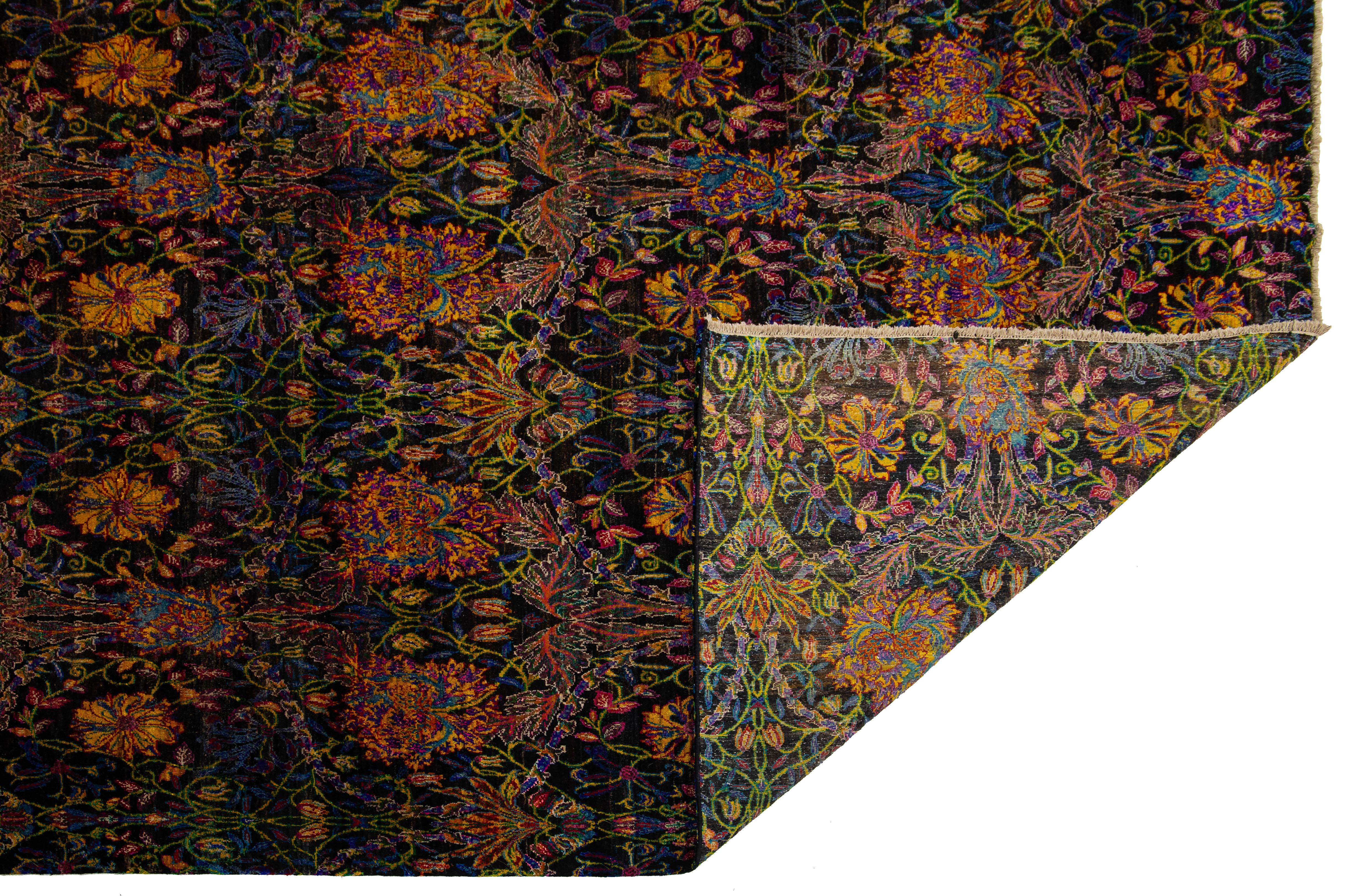 Indien Tapis contemporain en soie Sari à motifs floraux multicolores pour la salle de bain en vente