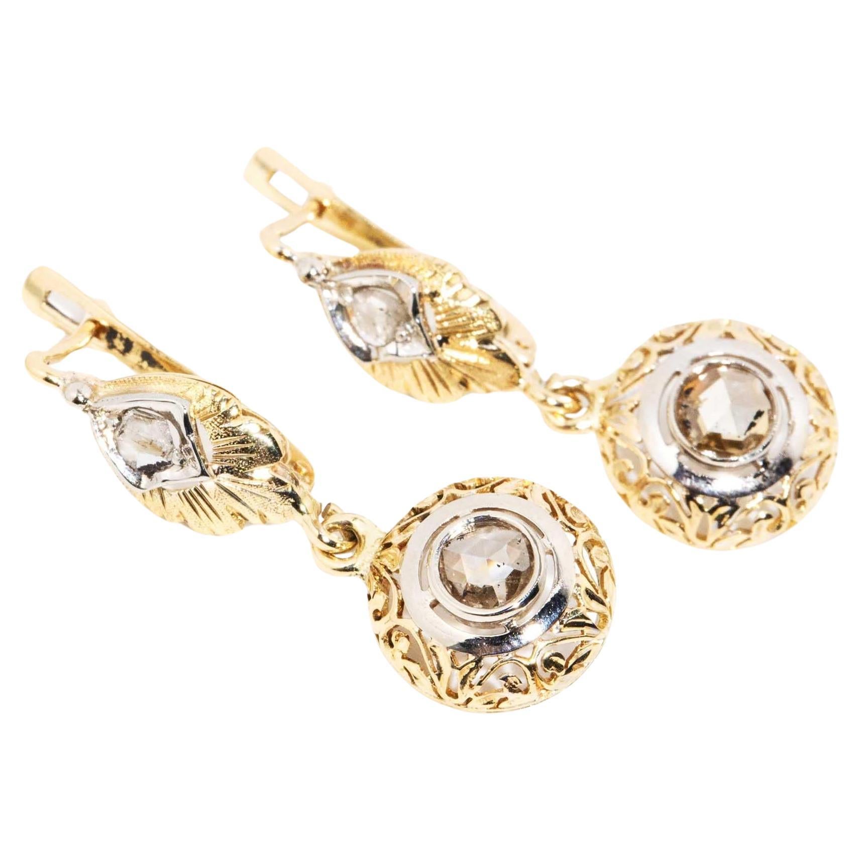 Boucles d'oreilles contemporaines en or jaune 14 carats avec pendentifs en diamant taillé en rose en vente